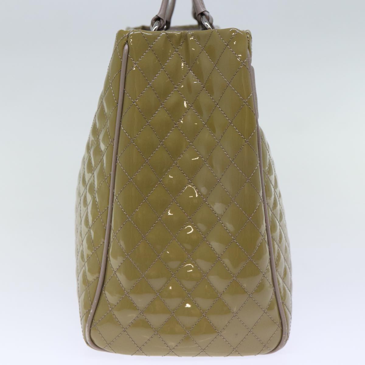 Salvatore Ferragamo Hand Bag Enamel Beige Auth cl837