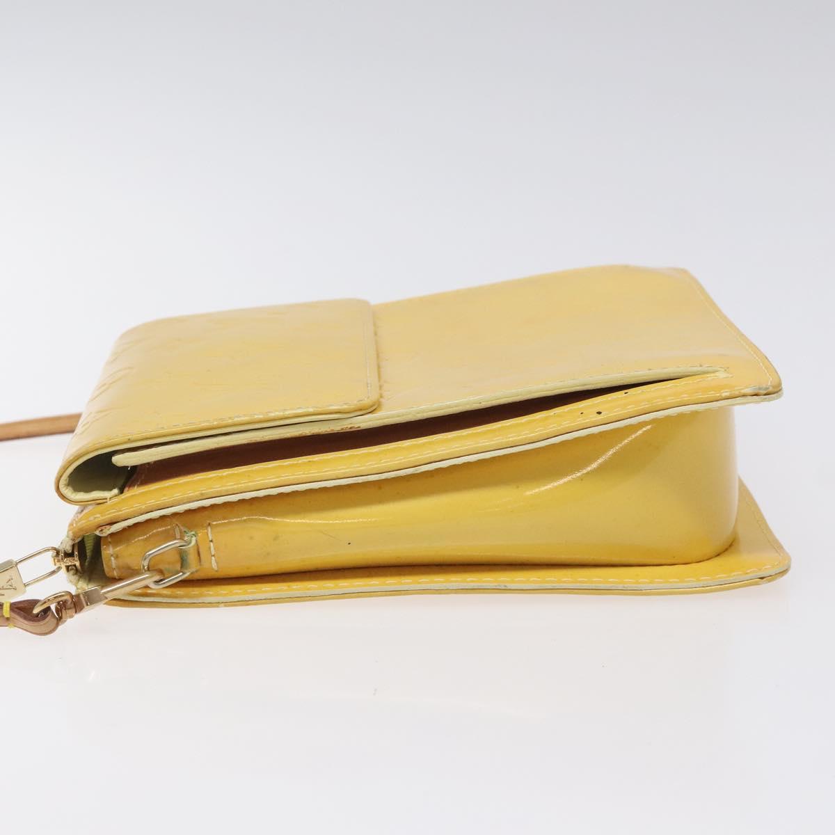LOUIS VUITTON Monogram Vernis Motto Pouch Lime Yellow M91059 LV Auth EC064