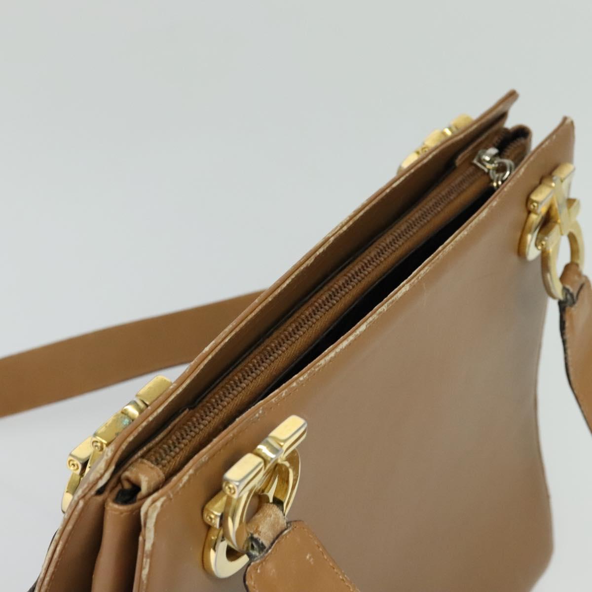 Salvatore Ferragamo Gancini Shoulder Bag Leather Beige Gold Auth EC442