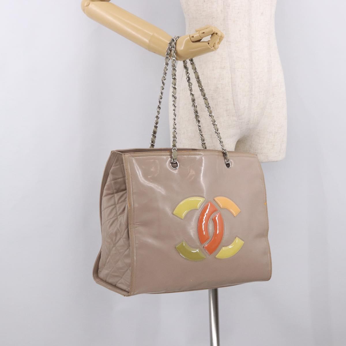 CHANEL Chain Tote Bag Patent leather Beige CC Auth EC956