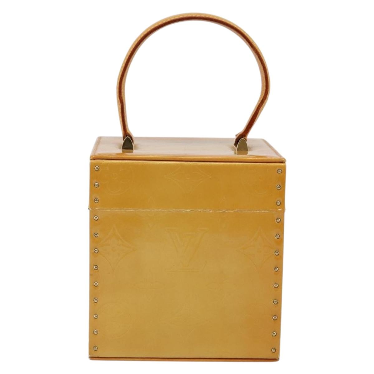 LOUIS VUITTON Monogram Vernis Bleecker Cosmetic Pouch Beige M91002 Auth ep11427