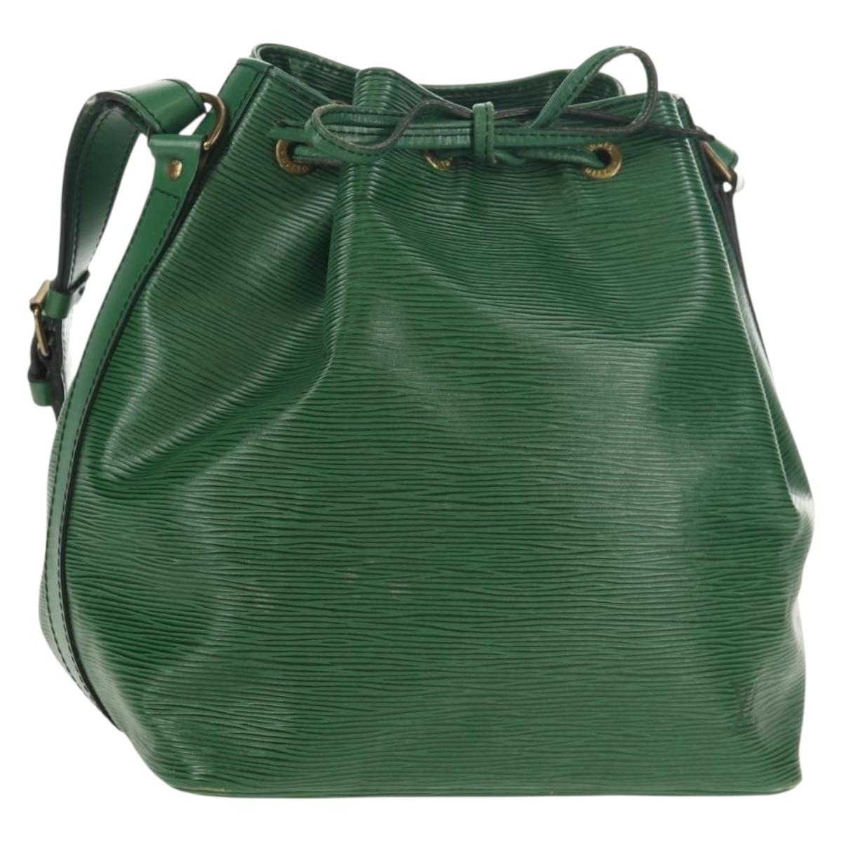 LOUIS VUITTON Epi Petit Noe Shoulder Bag Green M44104 LV Auth ep11754