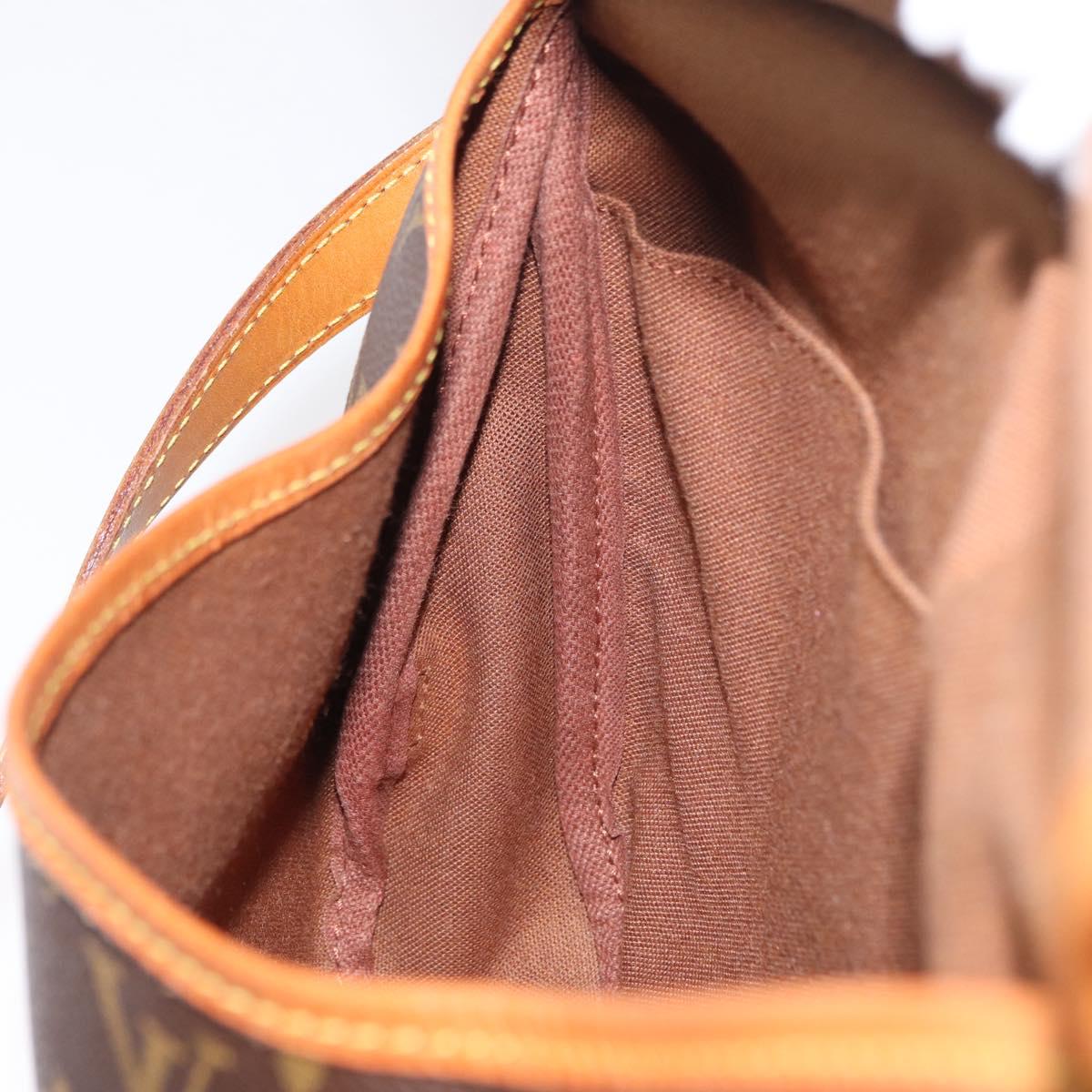 LOUIS VUITTON Monogram Saumur MM Shoulder Bag M40710 LV Auth ep11978