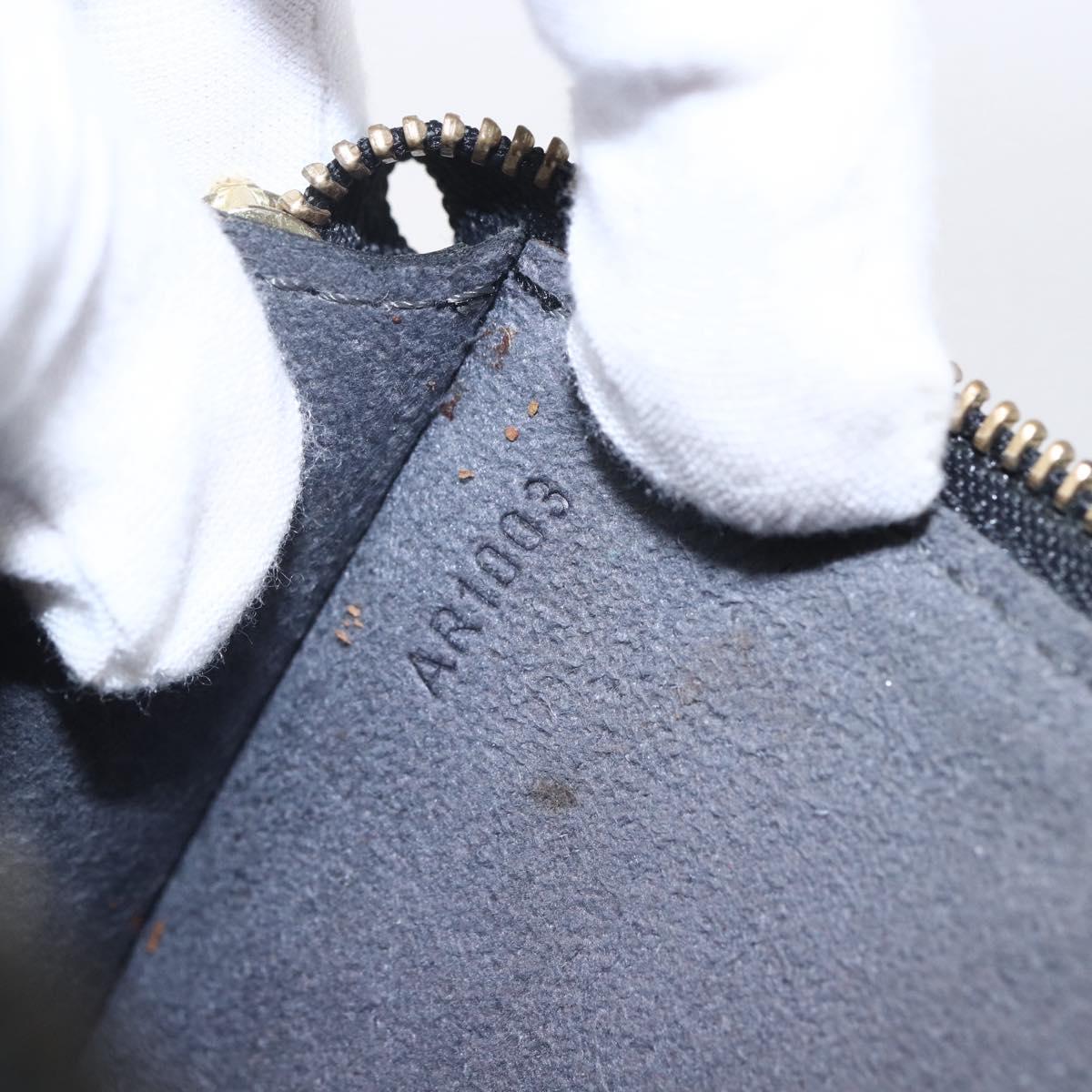 LOUIS VUITTON Epi Pochette Accessoires Pouch Black M52982 LV Auth ep12012