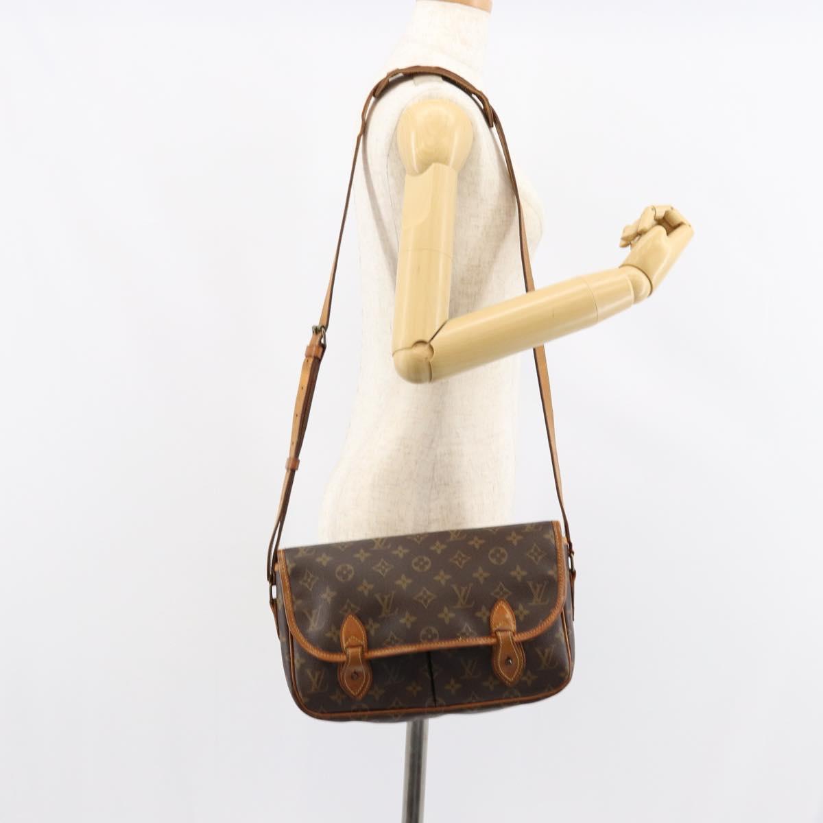 LOUIS VUITTON Monogram Gibeciere MM Shoulder Bag M42247 LV Auth ep12193