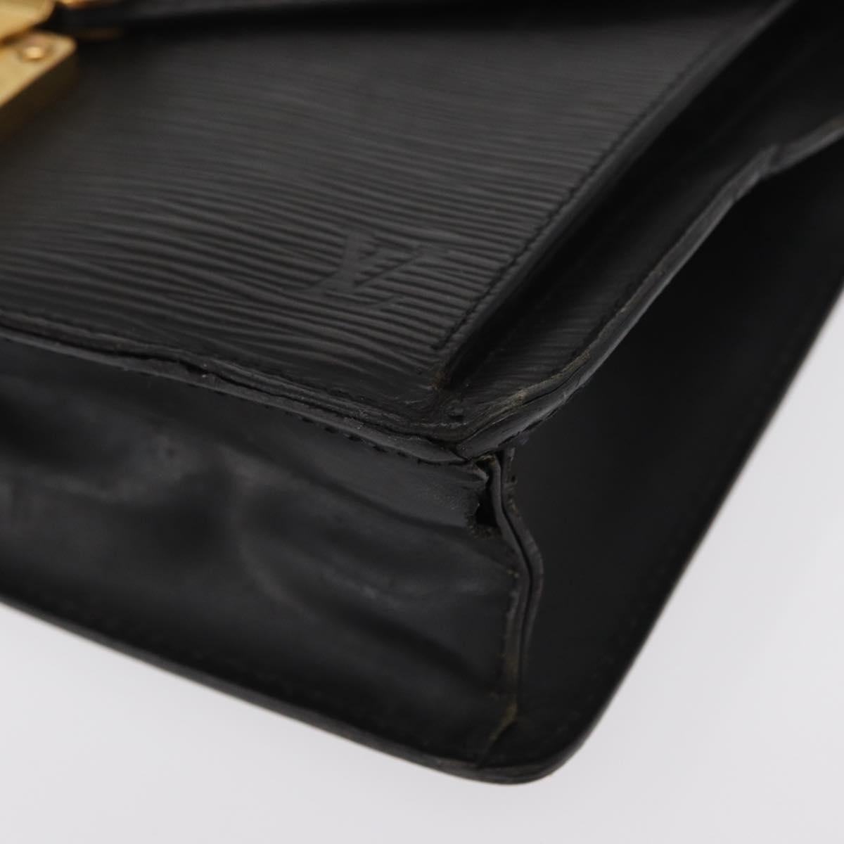 LOUIS VUITTON Epi Serie Dragonne Clutch Bag Black Noir M52612 LV Auth ep12225