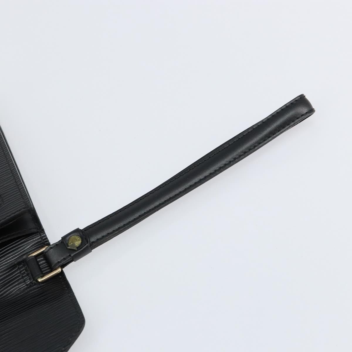 LOUIS VUITTON Epi Serie Dragonne Clutch Bag Black Noir M52612 LV Auth ep12293