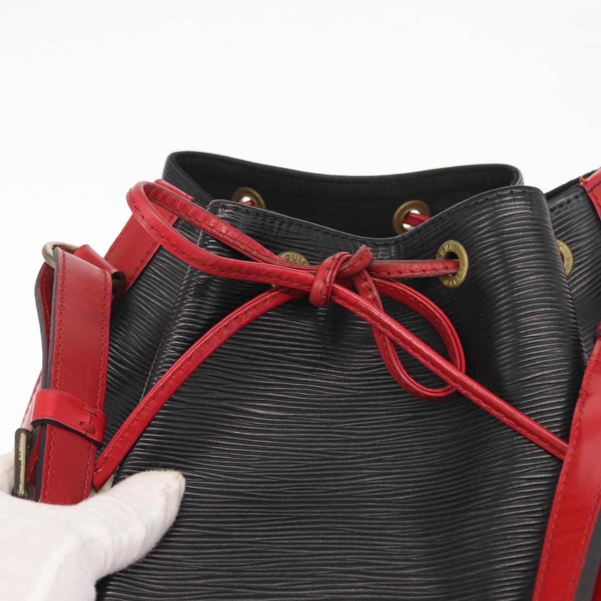 LOUIS VUITTON Epi Noe Shoulder Bag Bicolor Black Red M44017 LV Auth ep12309