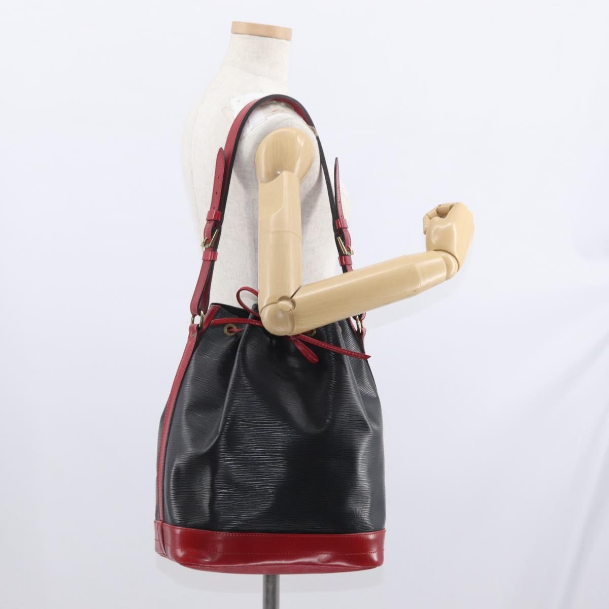 LOUIS VUITTON Epi Noe Shoulder Bag Bicolor Black Red M44017 LV Auth ep12309