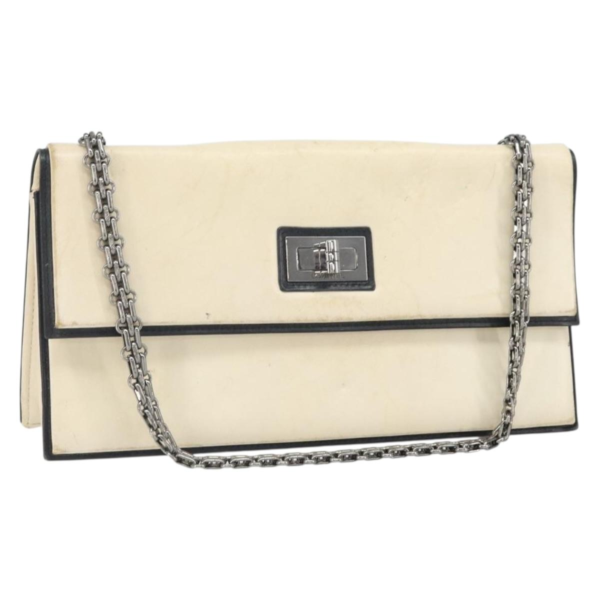 CHANEL 2.55 Chain Shoulder Bag Leather White Silver CC Auth ep13093