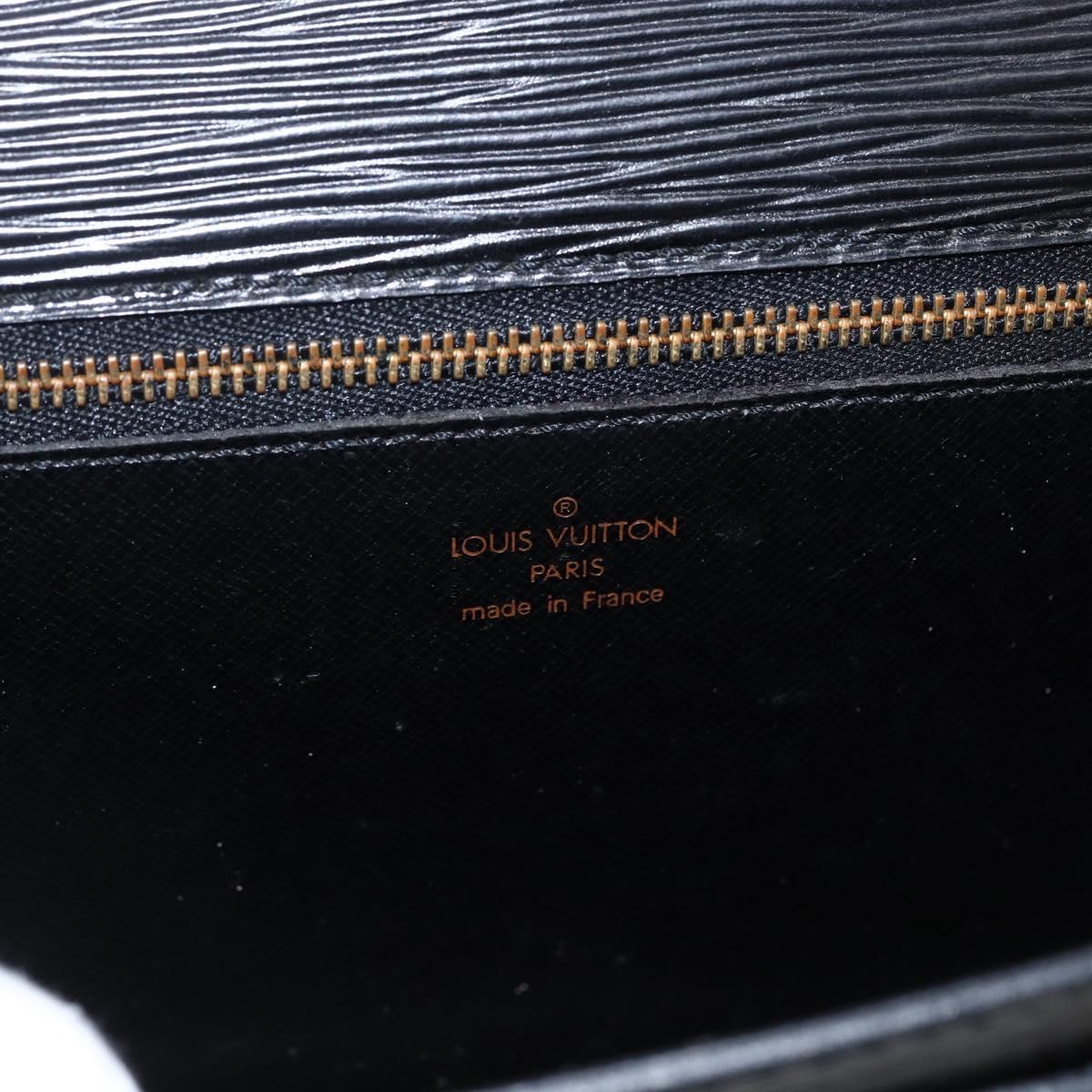 LOUIS VUITTON Epi Serie Dragonne Clutch Bag Black Noir M52612 LV Auth ep13469