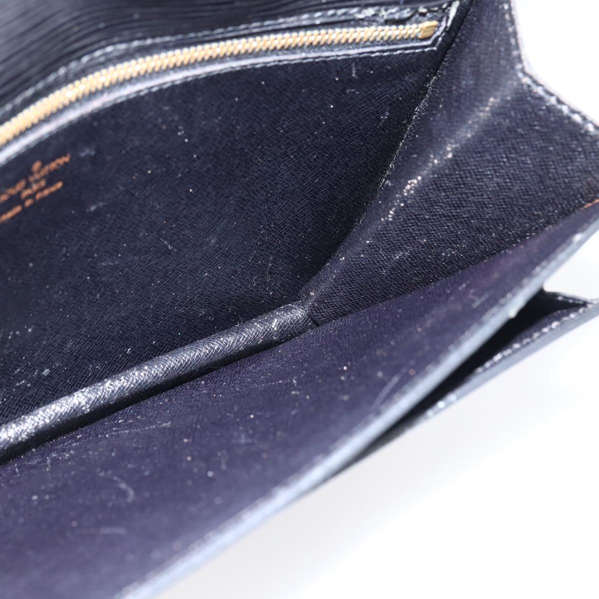 LOUIS VUITTON Epi Serie Dragonne Clutch Bag Black Noir M52612 LV Auth ep13469