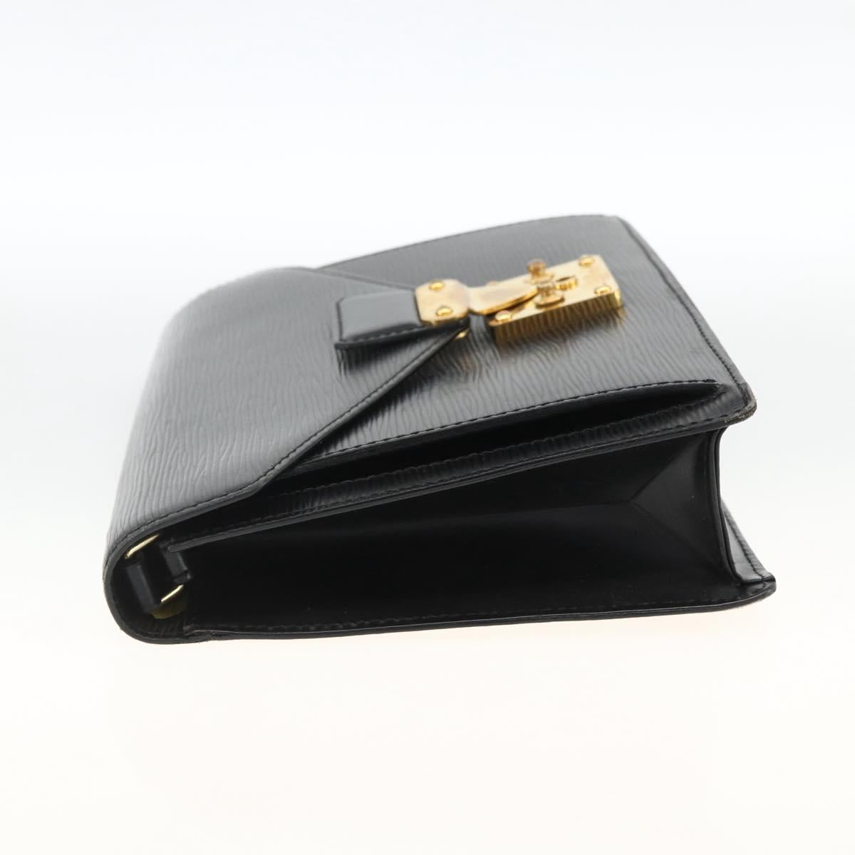 LOUIS VUITTON Epi Serie Dragonne Clutch Bag Black Noir M52612 LV Auth ep13784