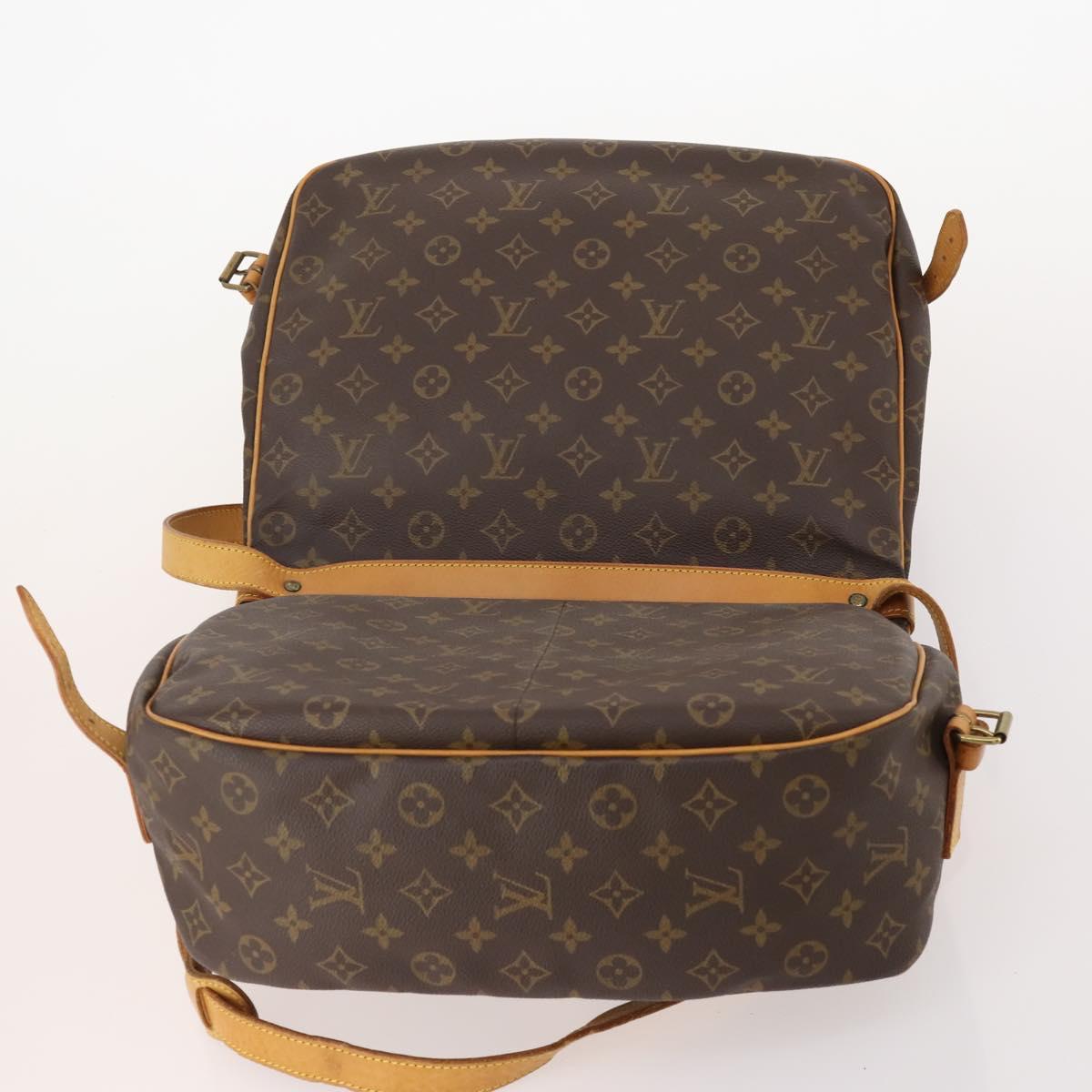 LOUIS VUITTON Monogram Saumur 35 Shoulder Bag M42254 LV Auth ep14166