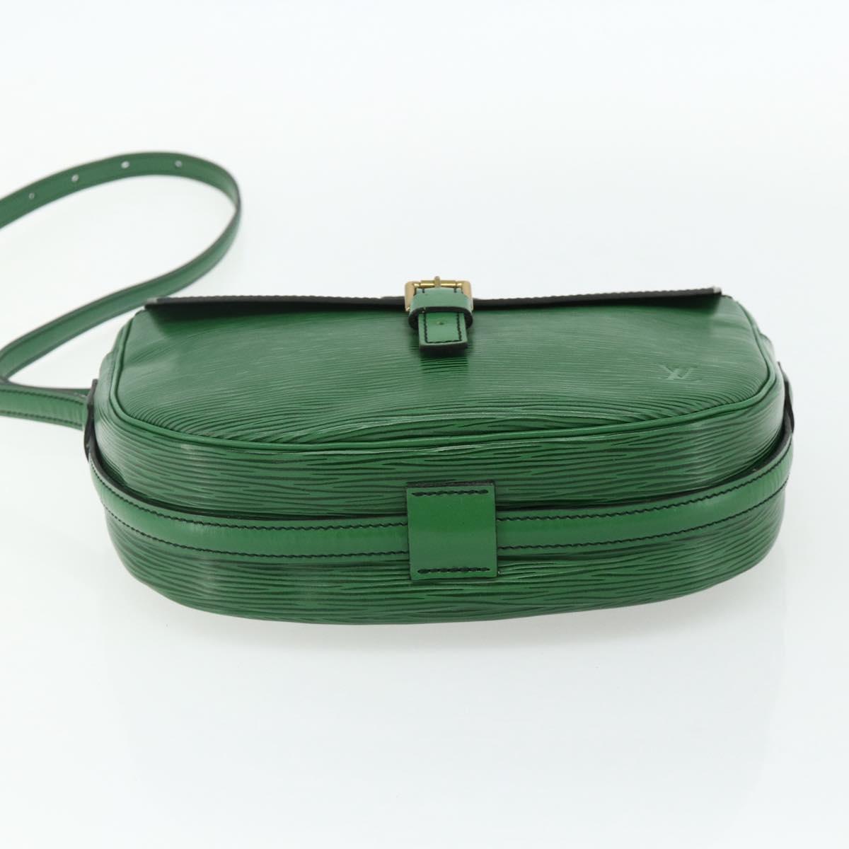 LOUIS VUITTON Epi Jeune Fille MM Shoulder Bag Green M52154 LV Auth ep14366A