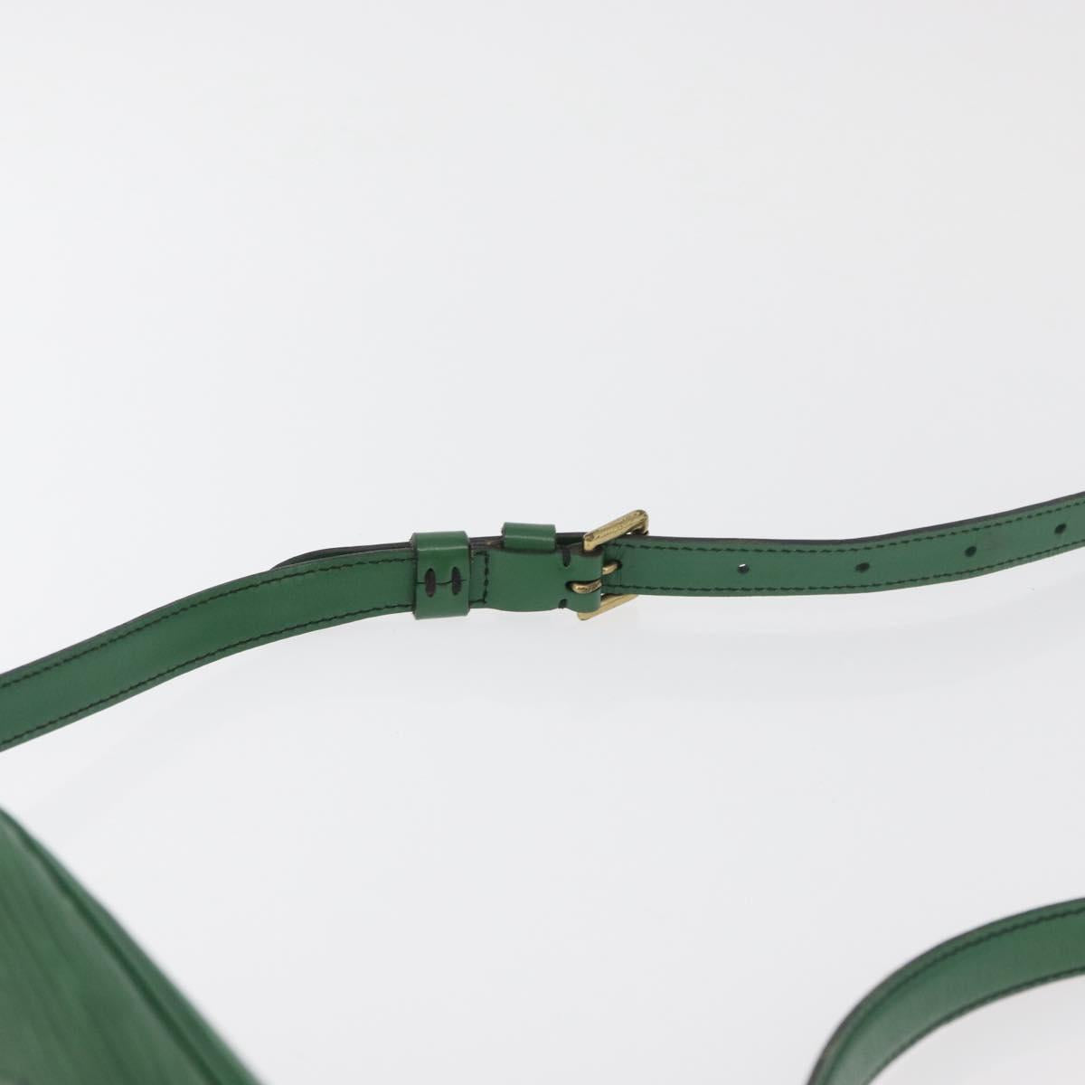 LOUIS VUITTON Epi Jeune Fille MM Shoulder Bag Green M52154 LV Auth ep14448