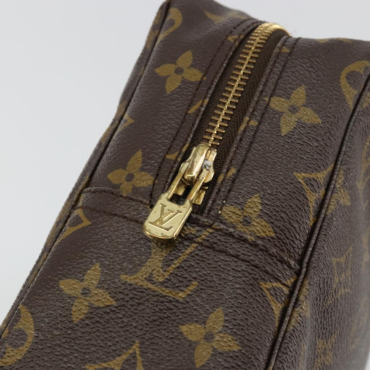 LOUIS VUITTON Monogram Trousse Toilette 28 Clutch Bag M47522 LV Auth ep14521