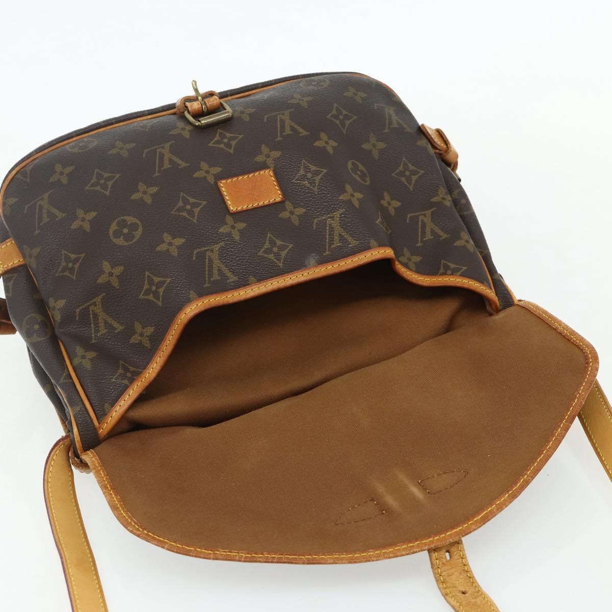 LOUIS VUITTON Monogram Saumur 30 Shoulder Bag M42256 LV Auth ep14523
