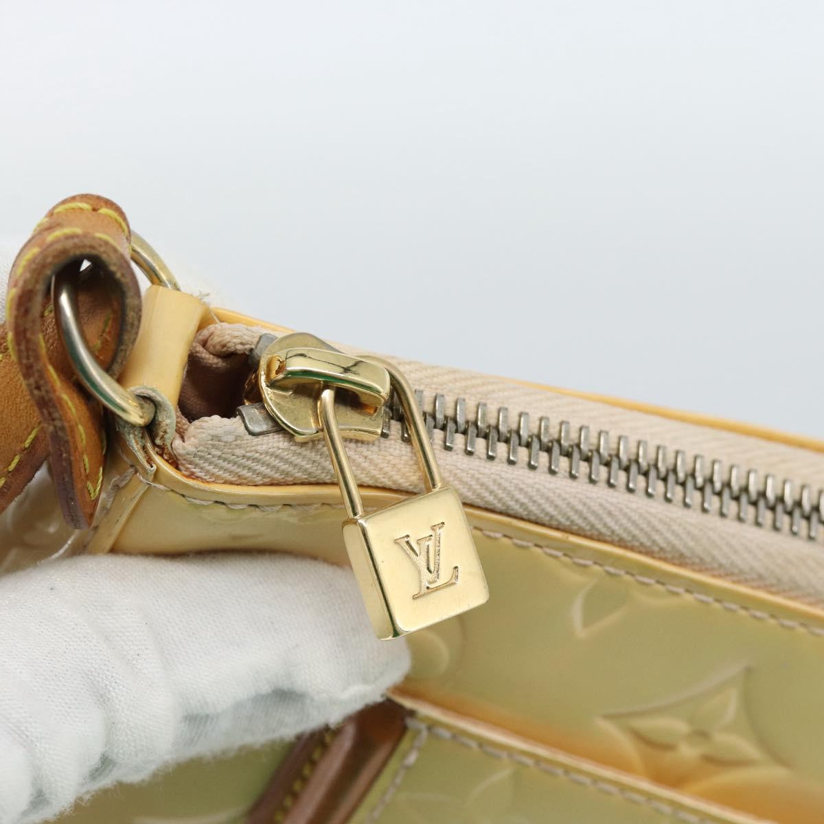 LOUIS VUITTON Vernis Mallory Square Pouch Marshmallow Pink M91292 Auth ep14815