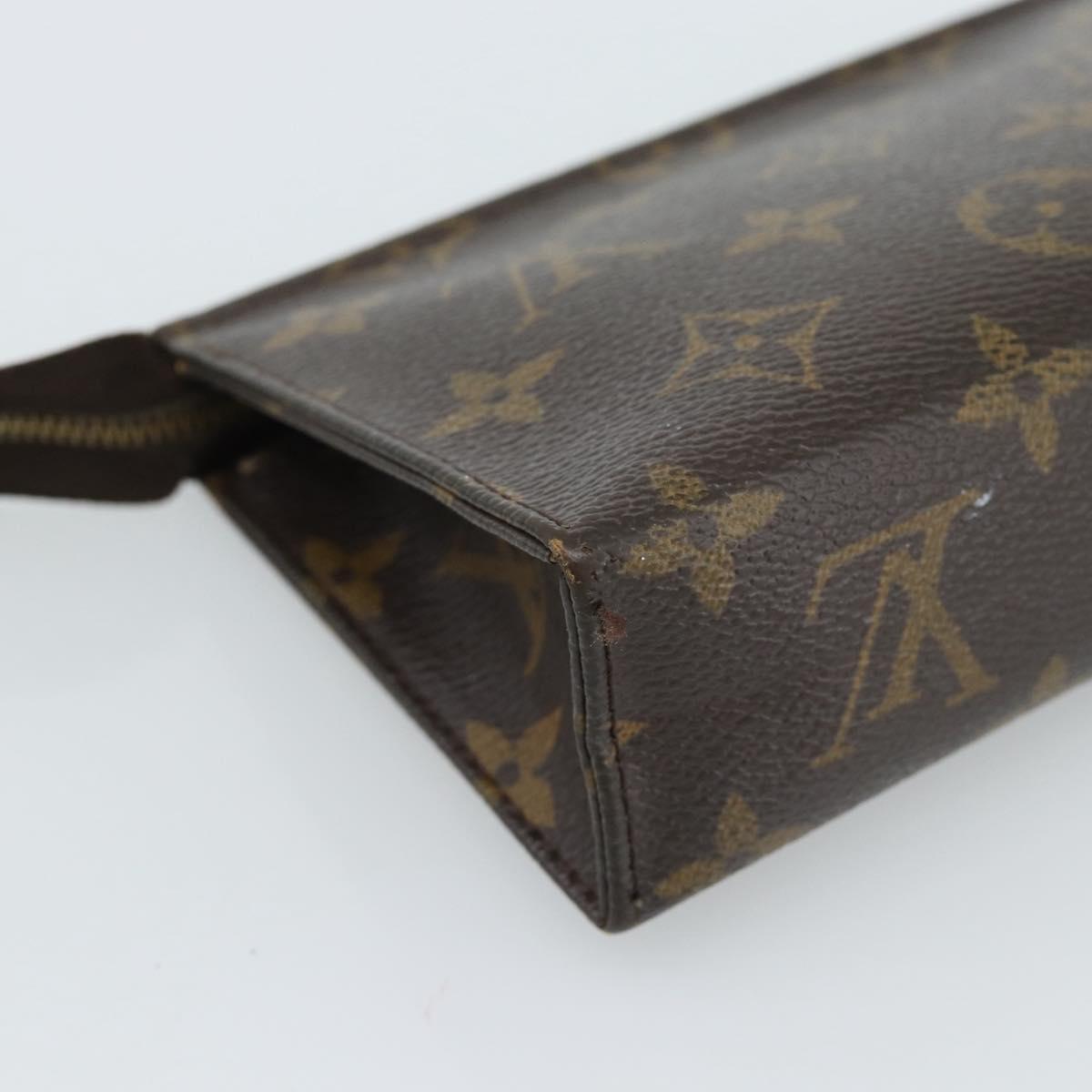 LOUIS VUITTON Monogram Poche Toilette 15 Pouch M47546 LV Auth ep14823