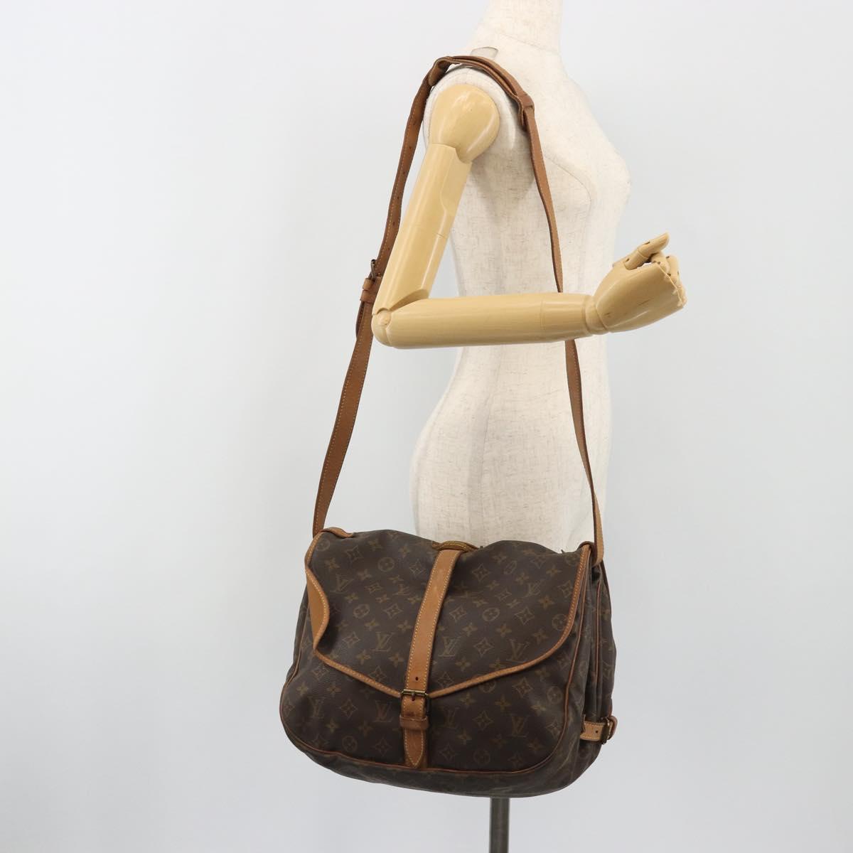 LOUIS VUITTON Monogram Saumur 35 Shoulder Bag M42254 LV Auth ep14937