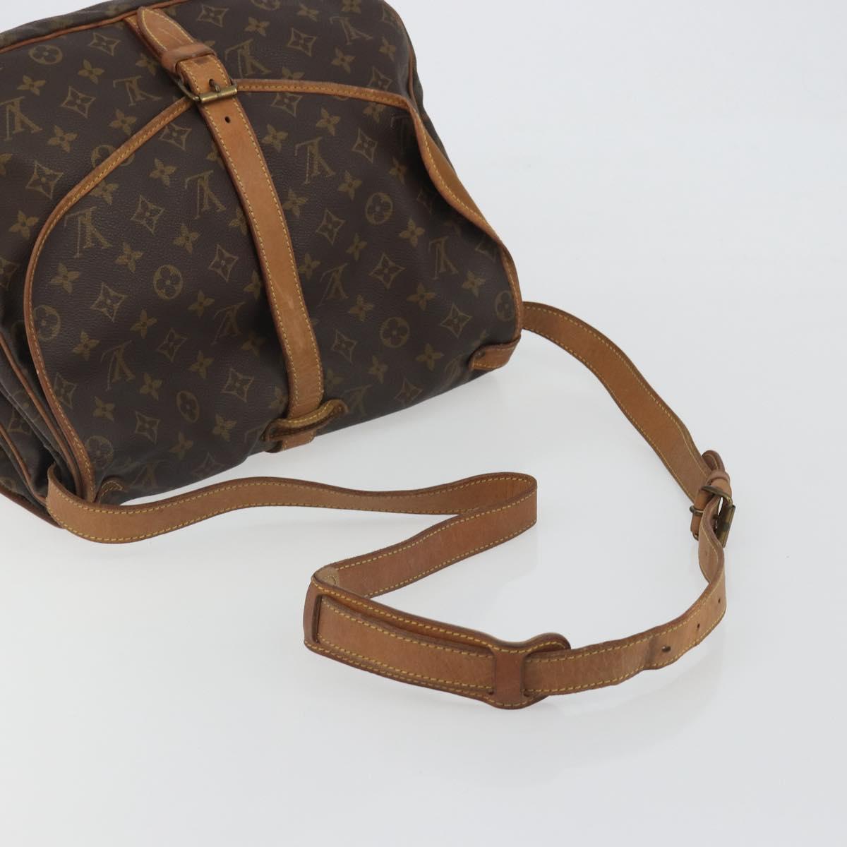 LOUIS VUITTON Monogram Saumur 35 Shoulder Bag M42254 LV Auth ep14937