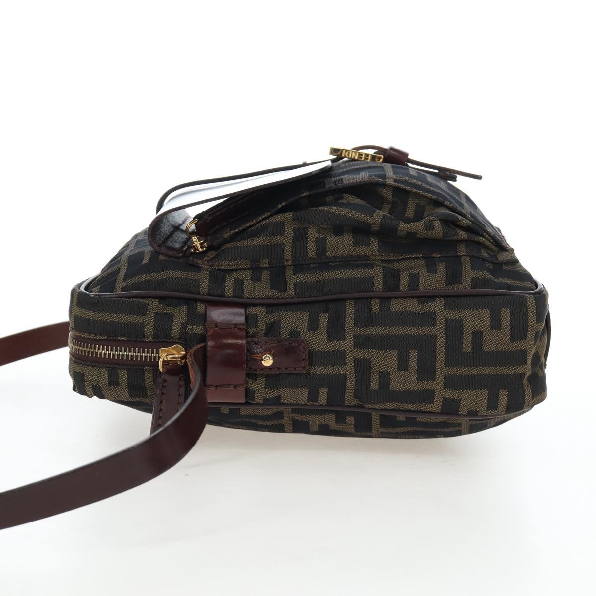 FENDI Zucca Canvas Shoulder Bag Brown Black Auth ep15102A