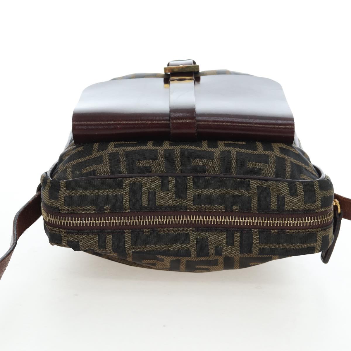 FENDI Zucca Canvas Shoulder Bag Brown Black Auth ep15102A