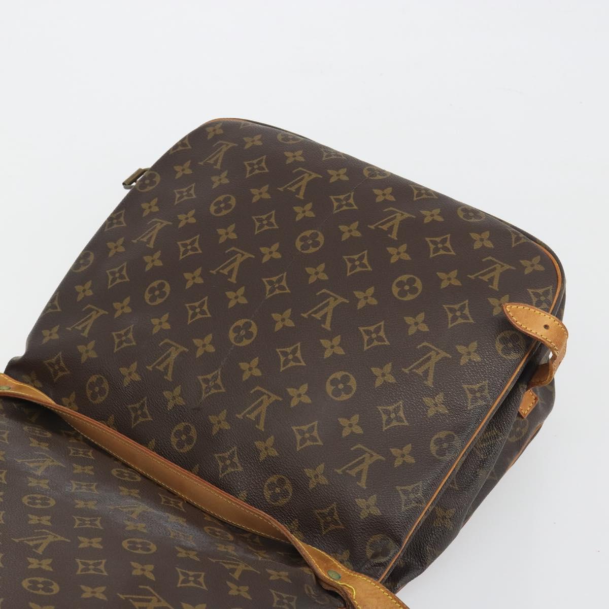 LOUIS VUITTON Monogram Saumur 35 Shoulder Bag M42254 LV Auth ep15155