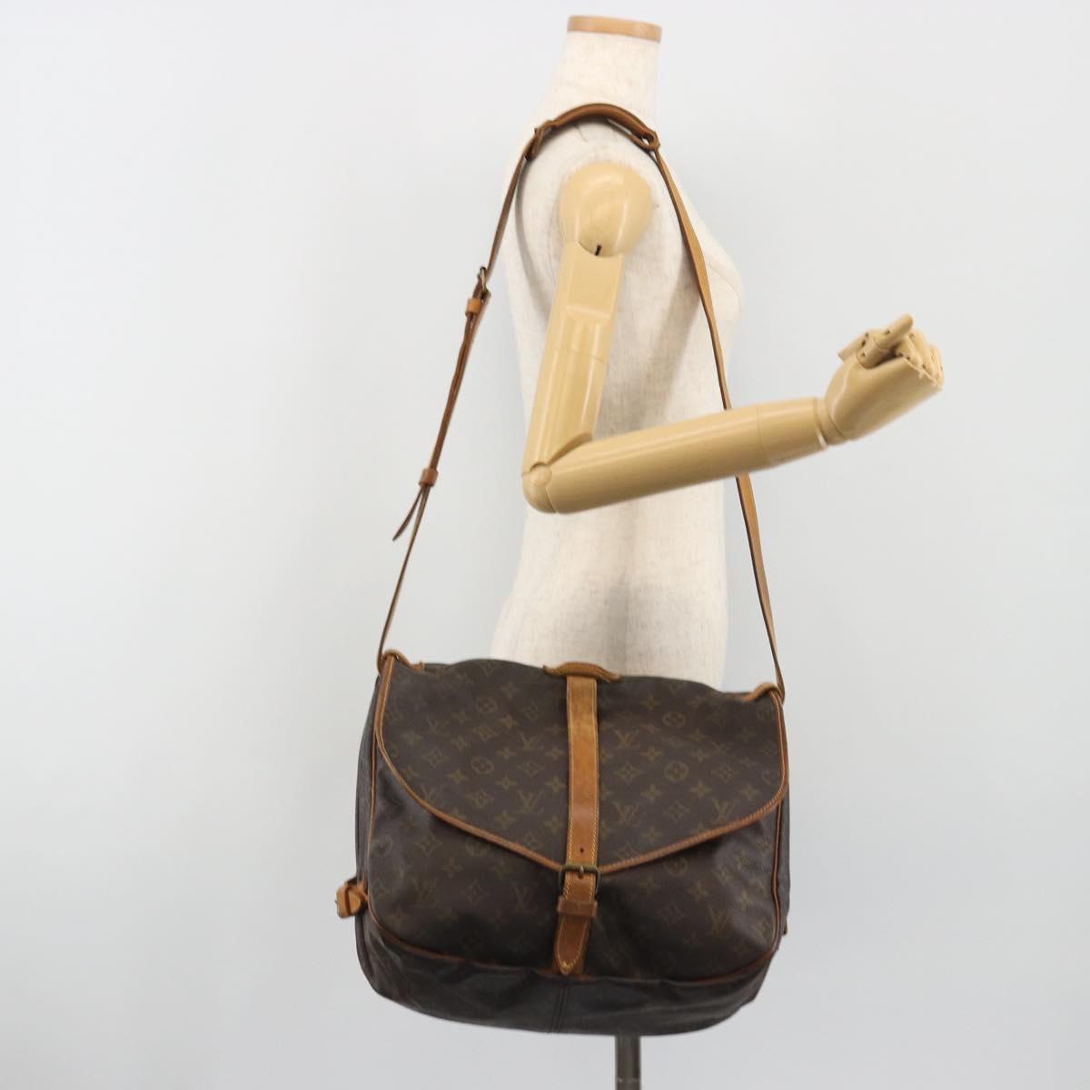 LOUIS VUITTON Monogram Saumur 35 Shoulder Bag M42254 LV Auth ep15155