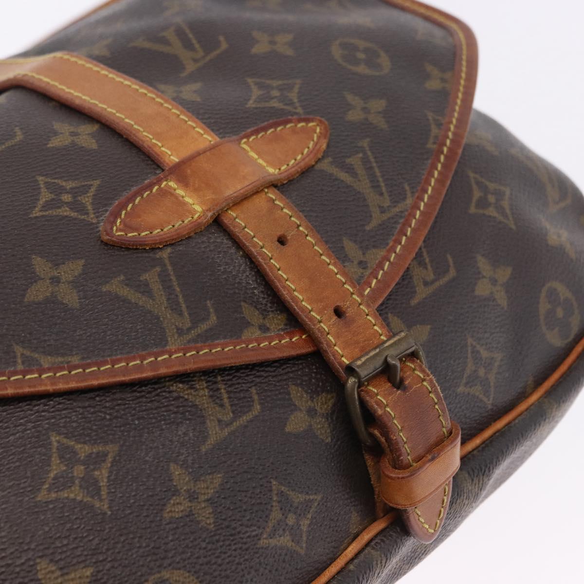 LOUIS VUITTON Monogram Saumur 30 Shoulder Bag M42256 LV Auth ep15501