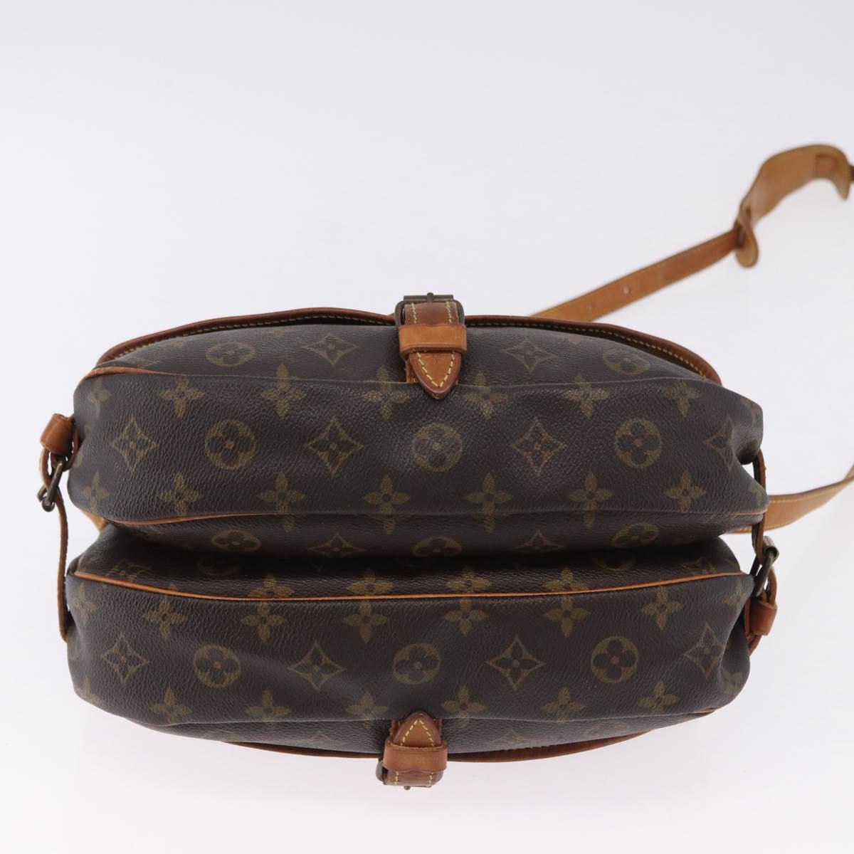LOUIS VUITTON Monogram Saumur 30 Shoulder Bag M42256 LV Auth ep15501