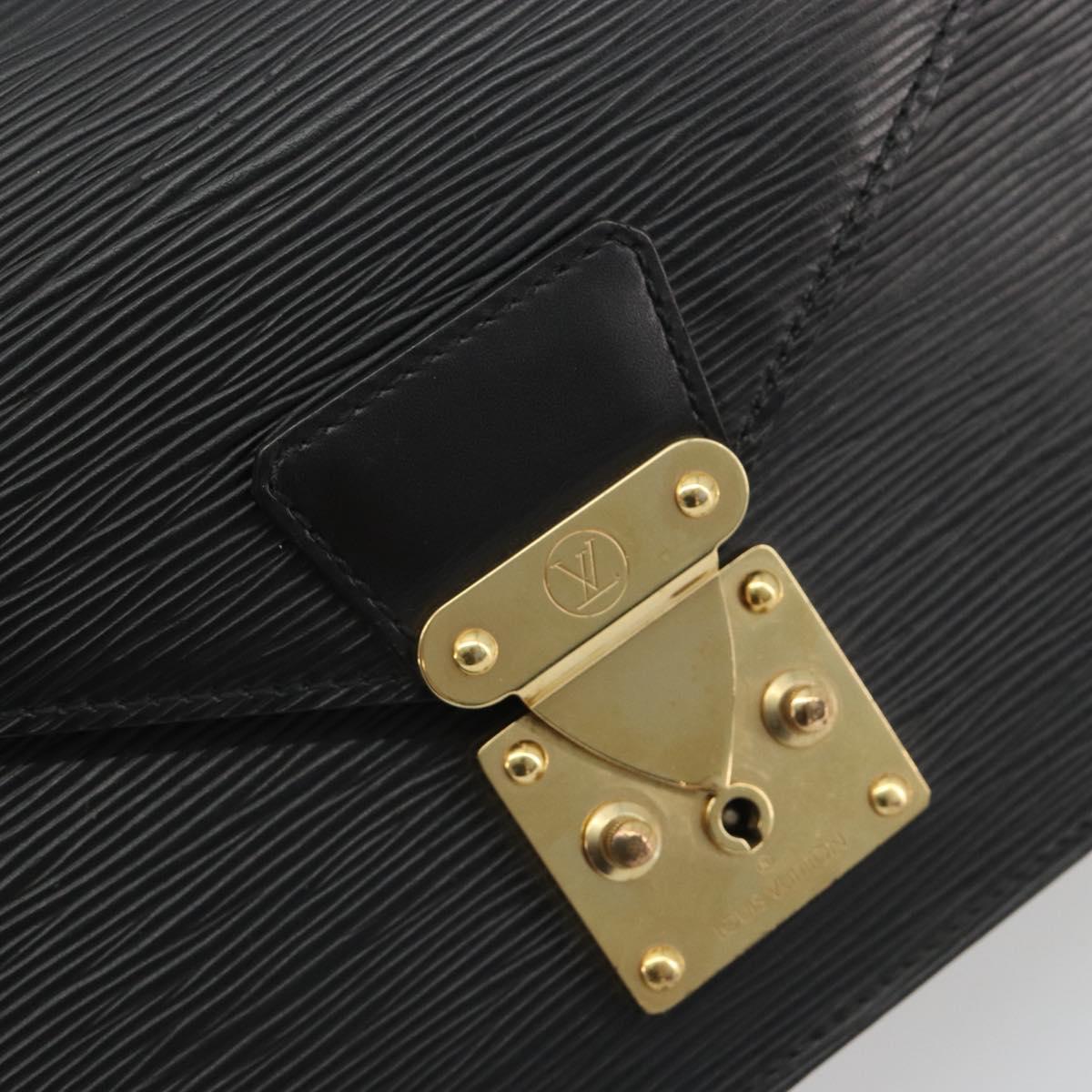 LOUIS VUITTON Epi Serie Dragonne Clutch Bag Black Noir M52612 LV Auth ep15521