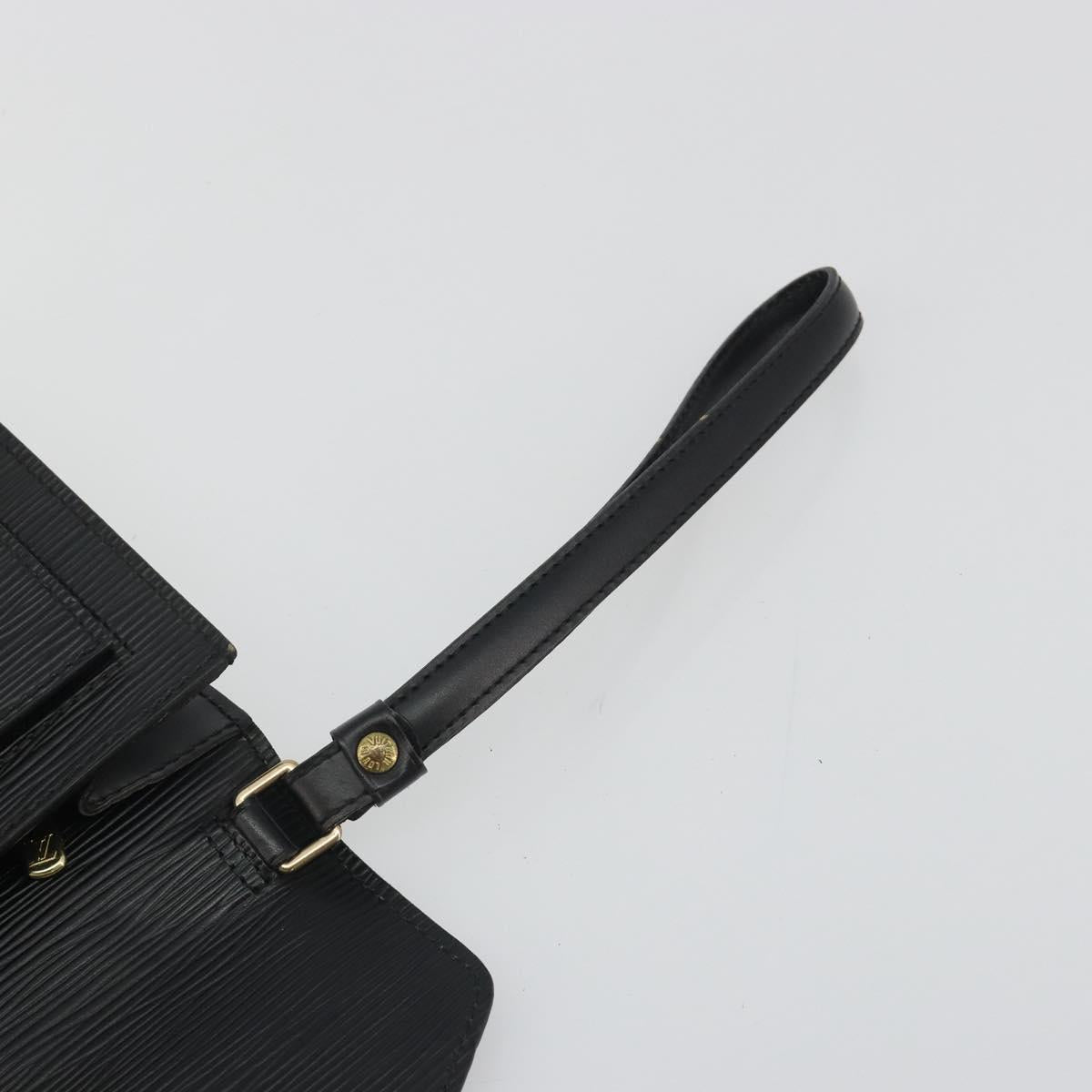 LOUIS VUITTON Epi Serie Dragonne Clutch Bag Black Noir M52612 LV Auth ep15521