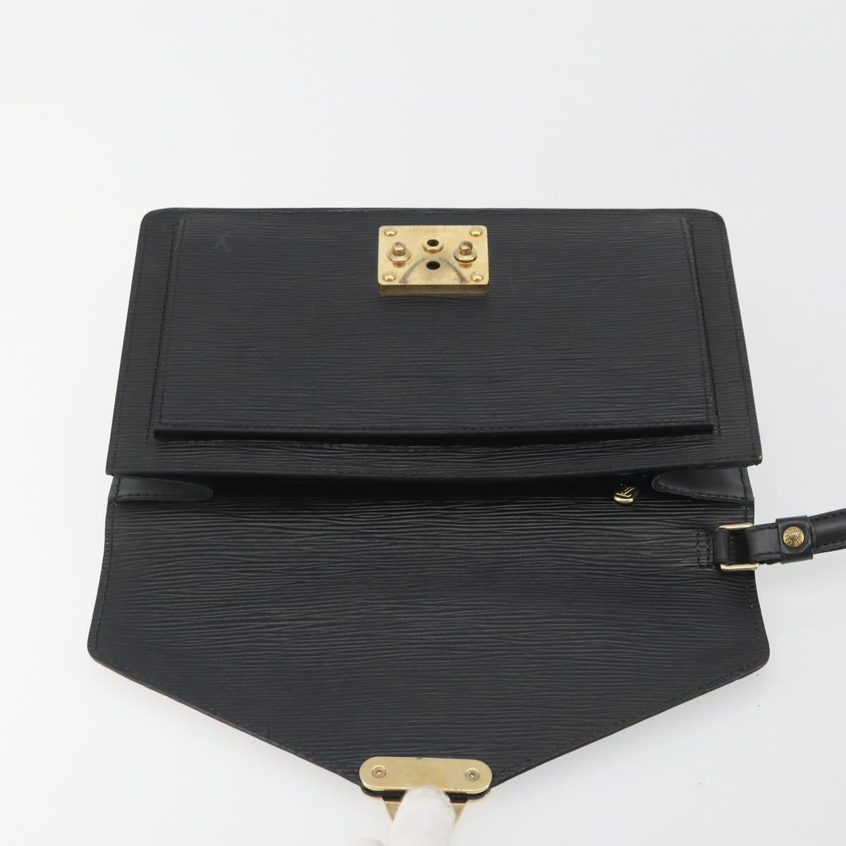 LOUIS VUITTON Epi Serie Dragonne Clutch Bag Black Noir M52612 LV Auth ep15521