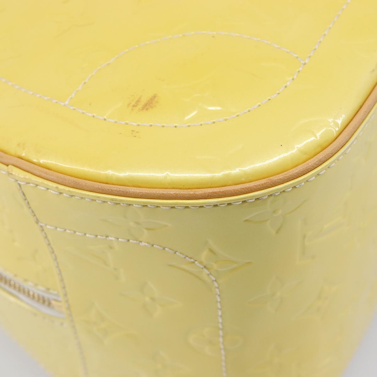 LOUIS VUITTON Monogram Vernis Summit drive Bag Perle M93514 LV Auth ep15866A