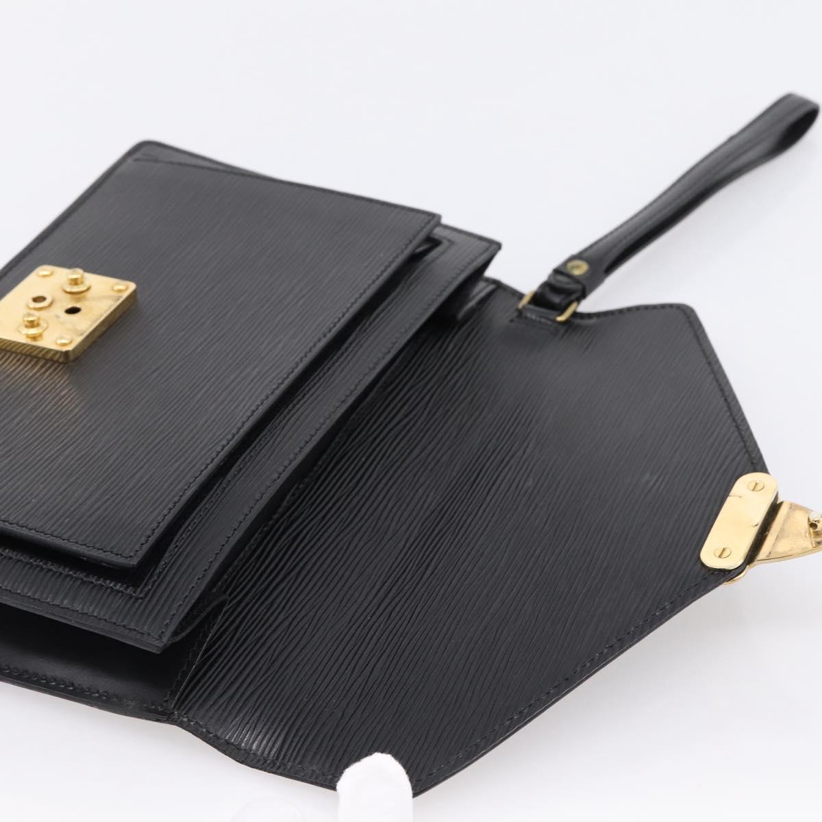 LOUIS VUITTON Epi Serie Dragonne Clutch Bag Black M52612 LV Auth ep15921