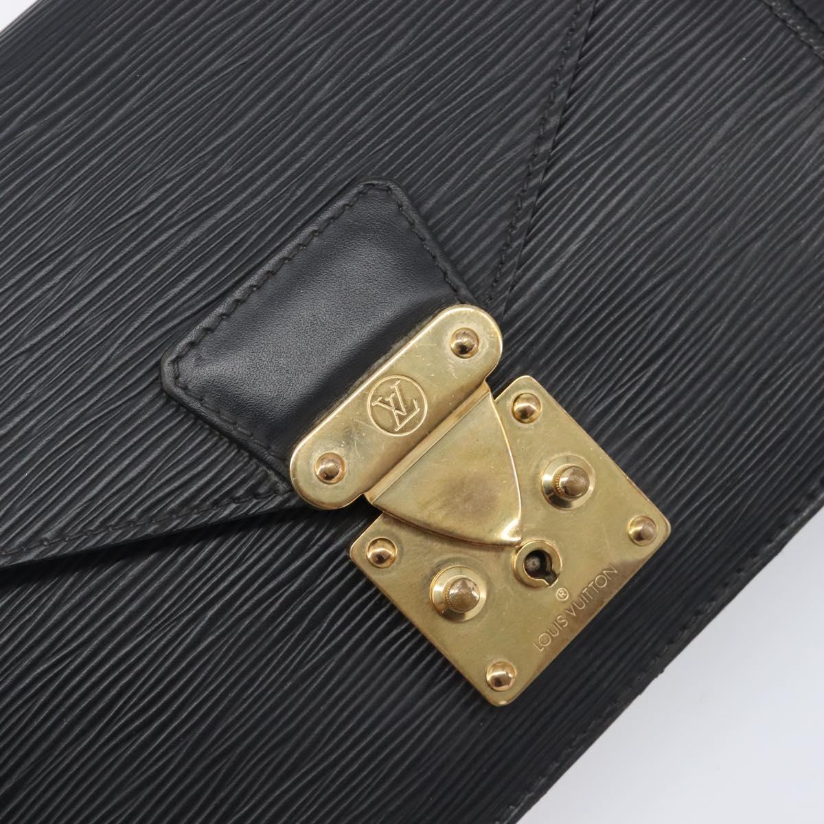 LOUIS VUITTON Epi Serie Dragonne Clutch Bag Black Noir M52612 LV Auth ep16412