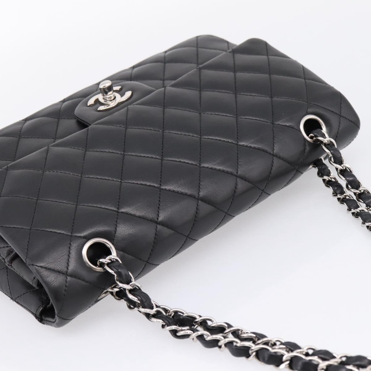 CHANEL Double Flap Chain Matelasse 25 Shoulder Bag Lamb Skin CC Auth ep16552SAM