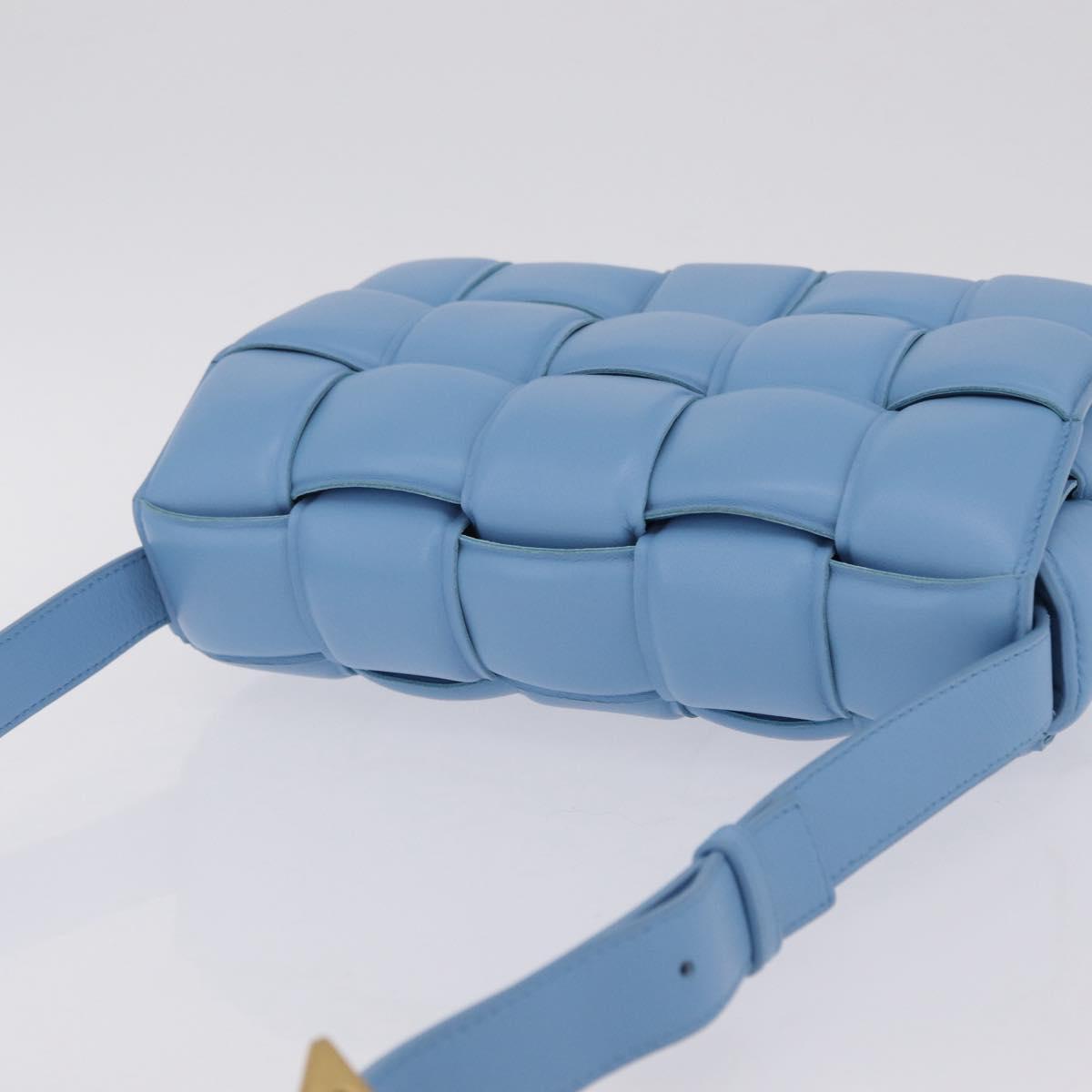 Bottega Veneta MAXI INTRECCIATO Padded Cassette Bag Leather Blue Auth ep16715M