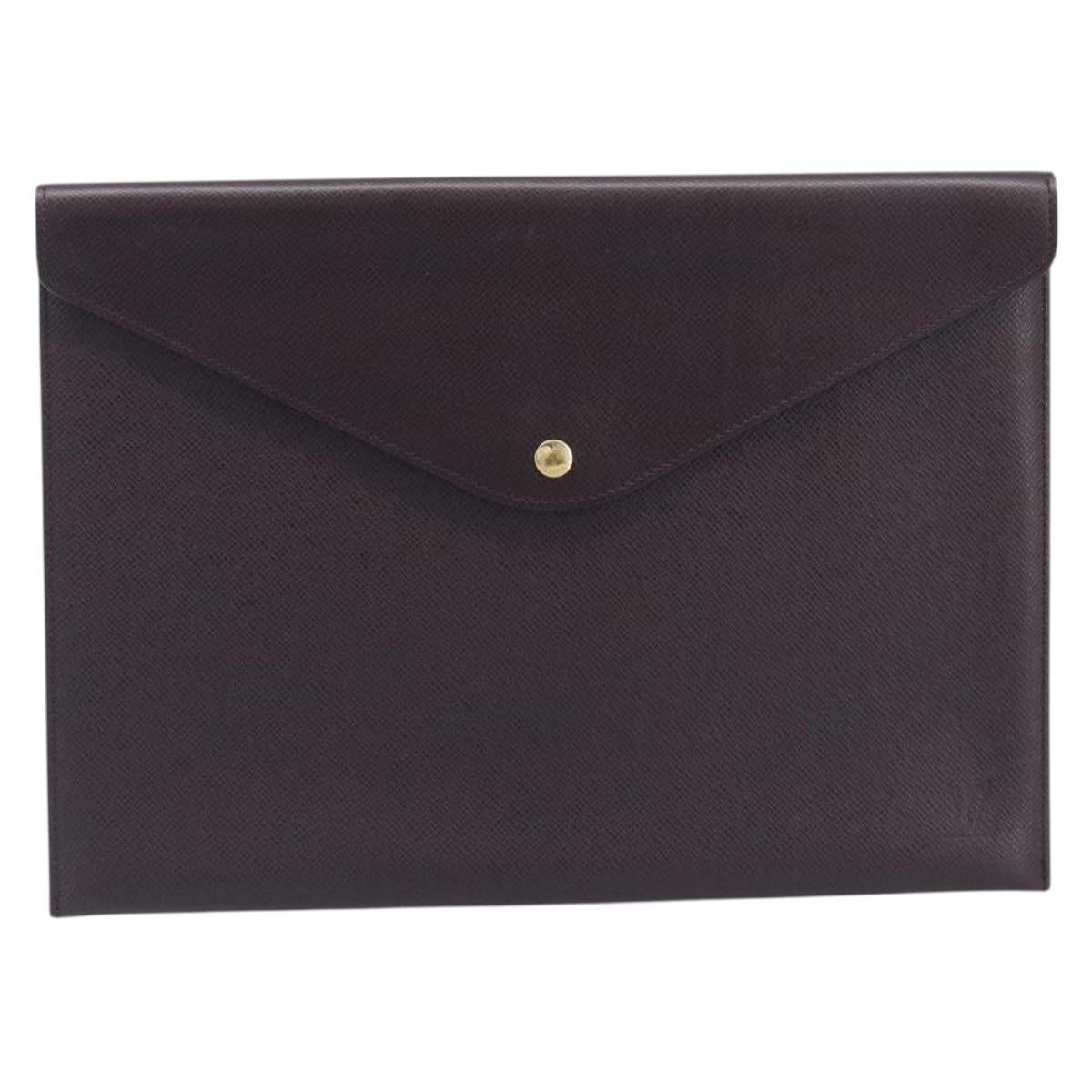 LOUIS VUITTON Taiga Document Case Pouch Acajou M99087 LV Auth ep16833