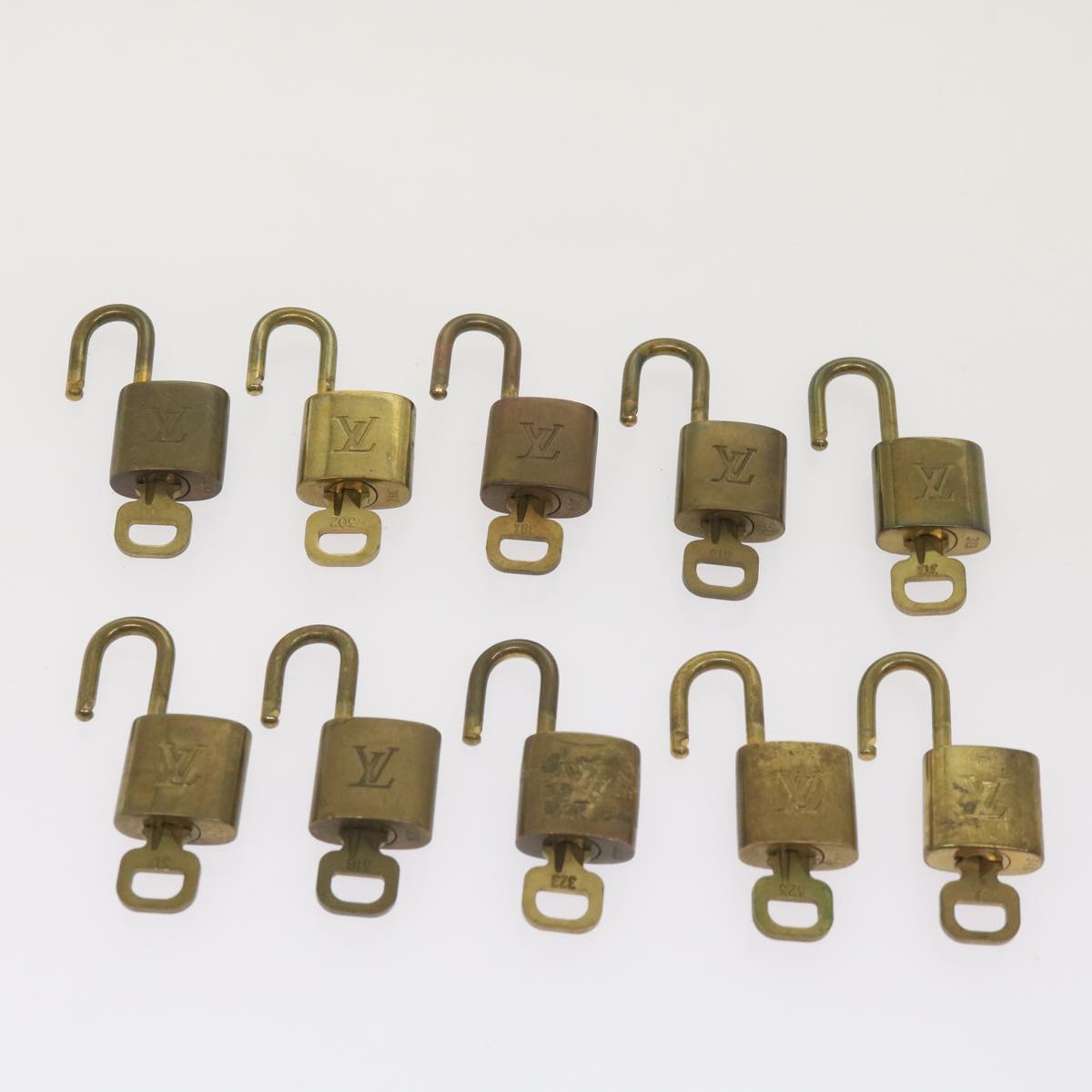 LOUIS VUITTON Padlock 10set Padlock Gold Tone LV Auth ep3232