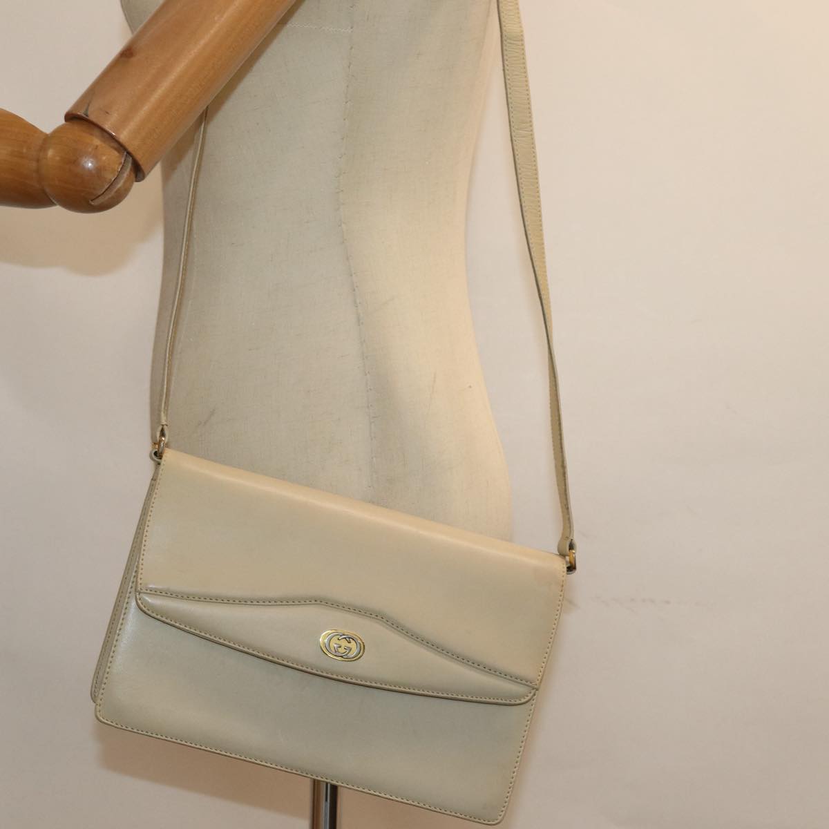 GUCCI Shoulder Bag Leather Cream 004 406 0105 Auth ep5064