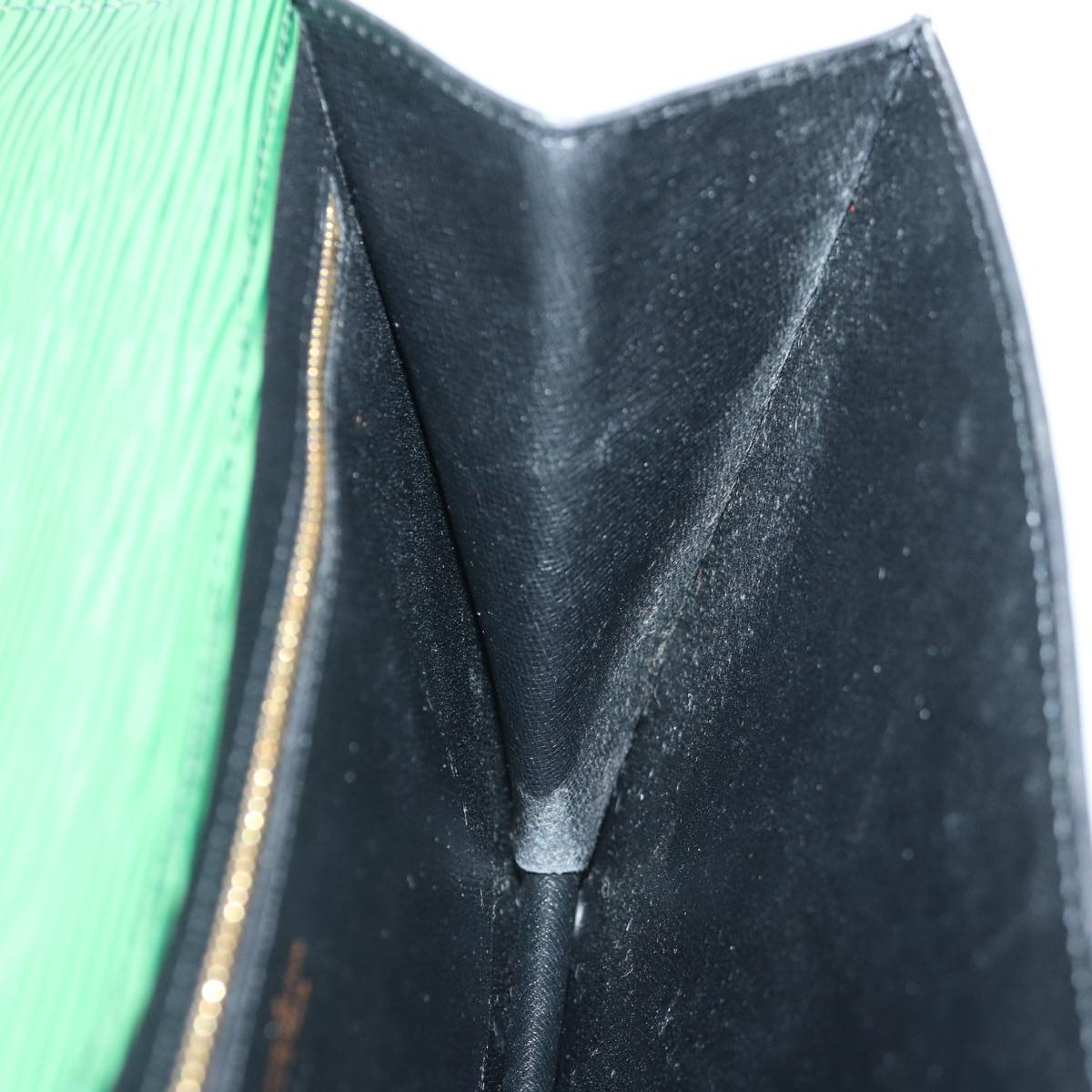 LOUIS VUITTON Epi Montaigne 27 Clutch Bag Green M52654 LV Auth ep5317