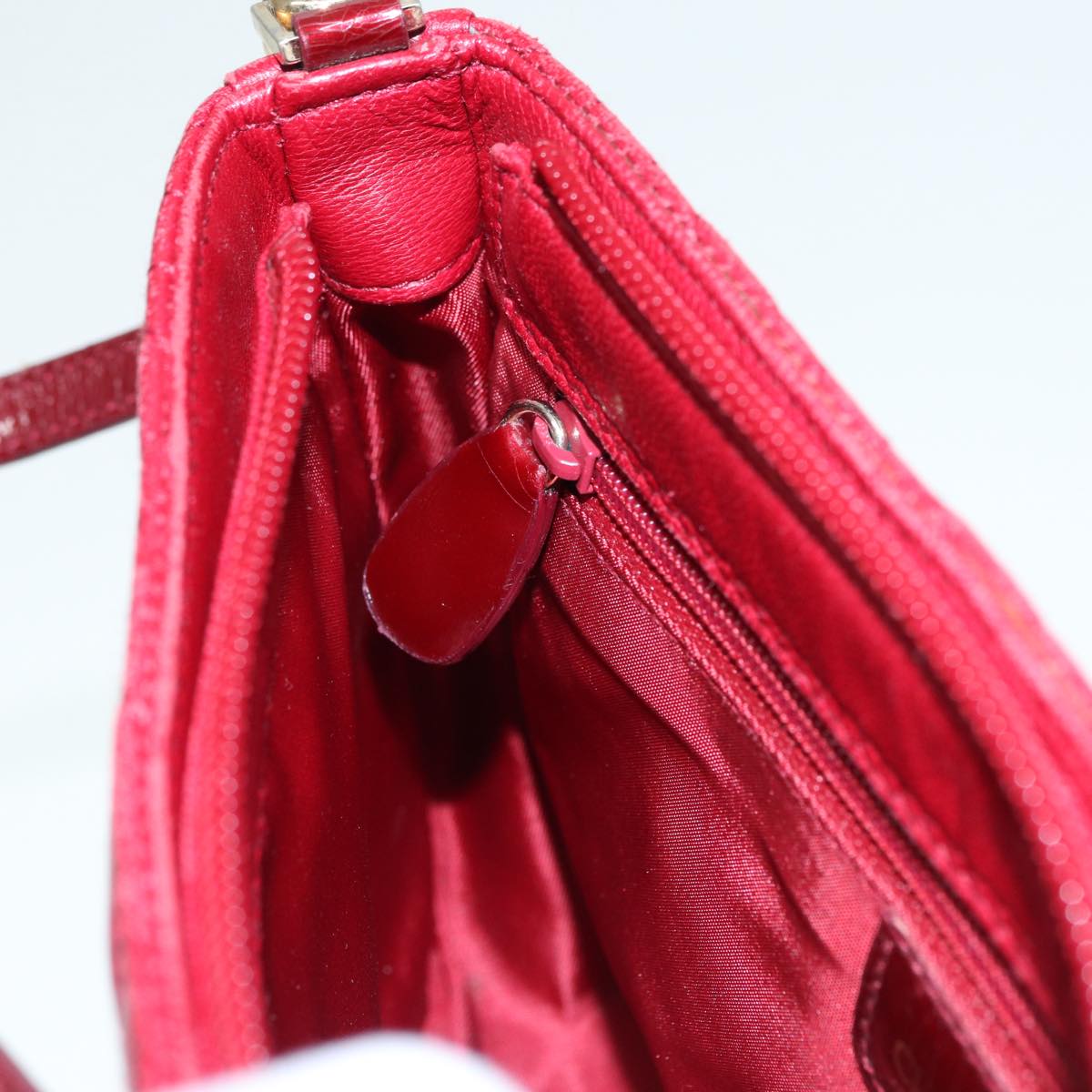 Christian Dior Canage Accessory Pouch Leather Red Gold Auth ep5334