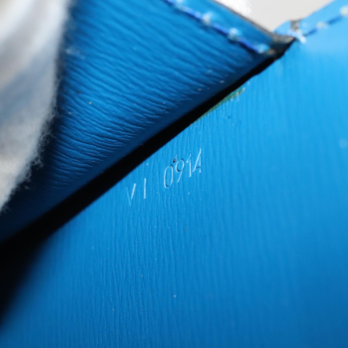 LOUIS VUITTON Epi Capuchin Shoulder Bag Blue M52345 LV Auth ep5571