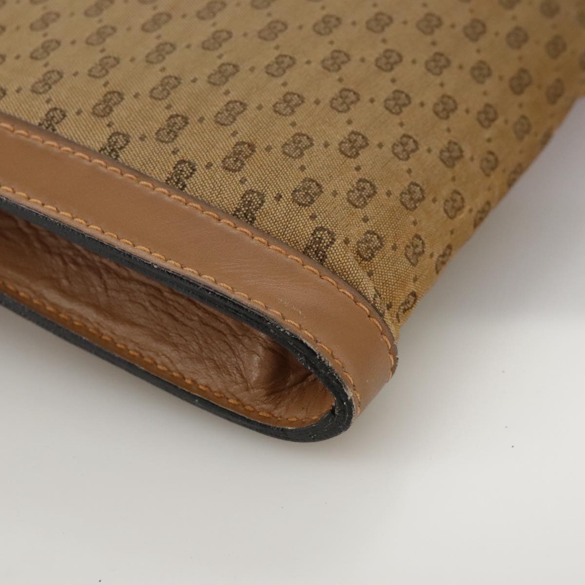 GUCCI Micro GG Canvas Clutch Bag Beige Auth ep6918