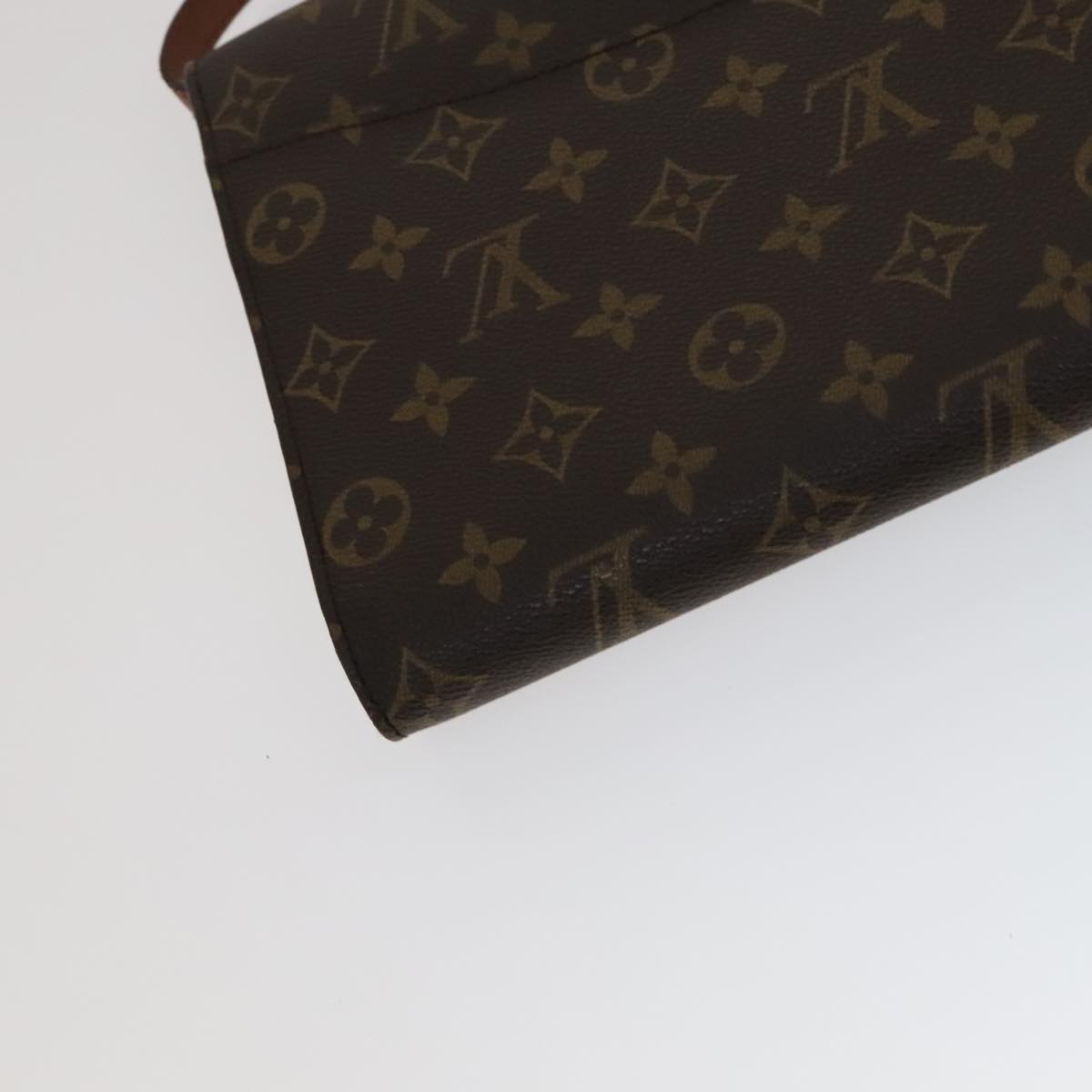 LOUIS VUITTON Monogram Bordeaux 27 Shoulder Bag M51797 LV Auth ep7146