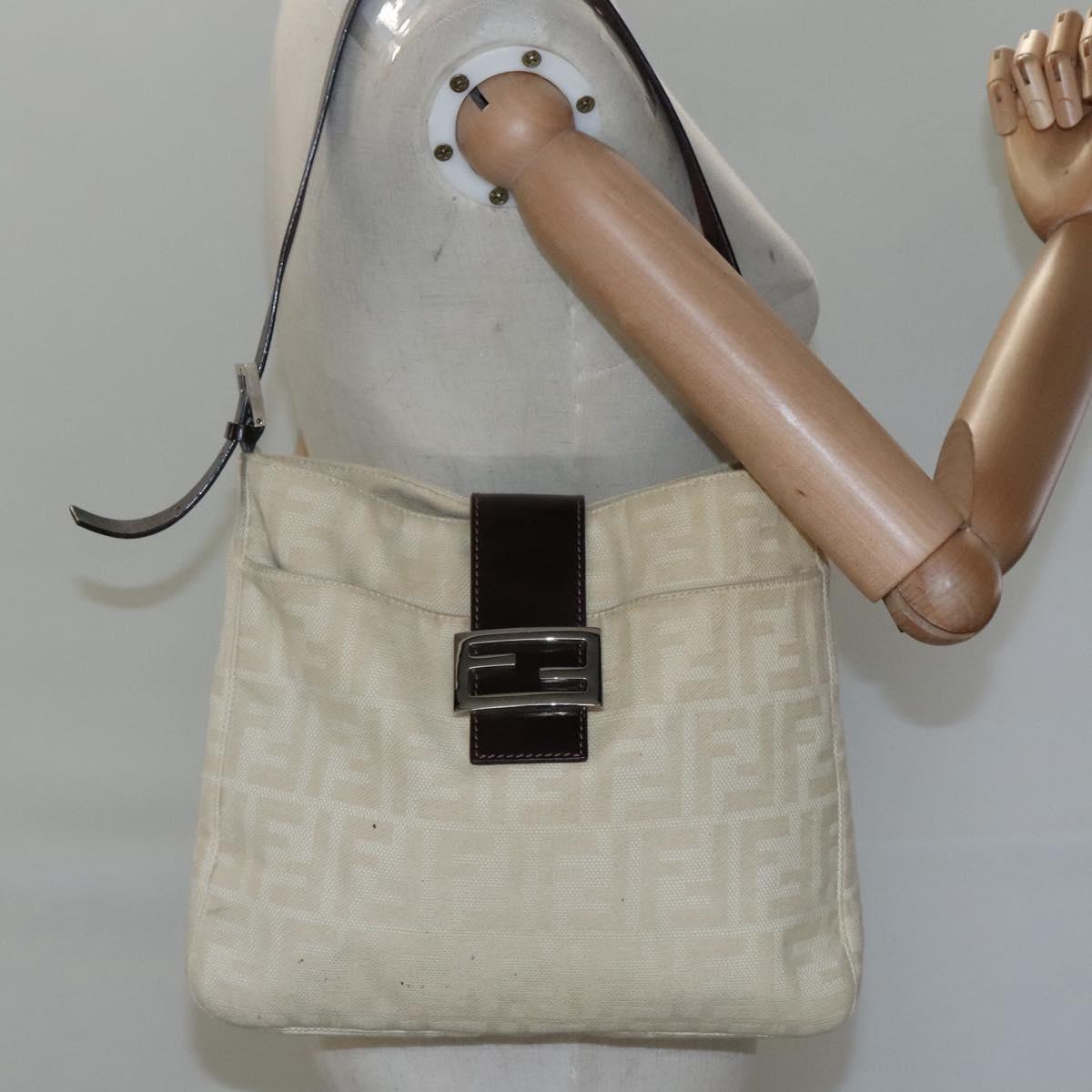 FENDI Zucca Canvas Shoulder Bag Beige Auth ep7339