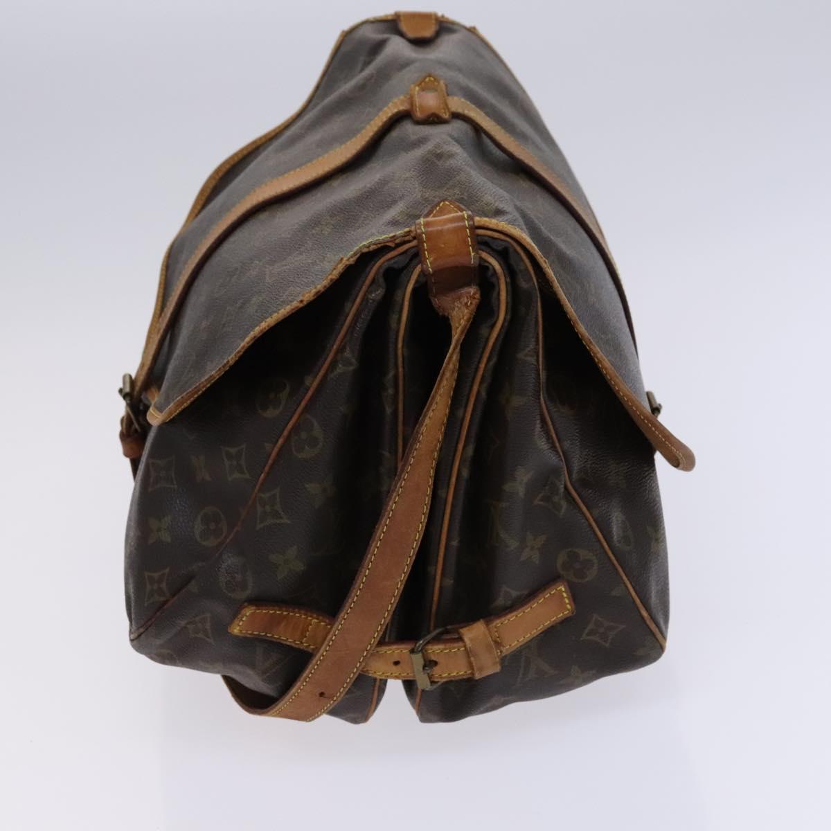 LOUIS VUITTON Monogram Saumur 35 Shoulder Bag M42254 LV Auth ep8253
